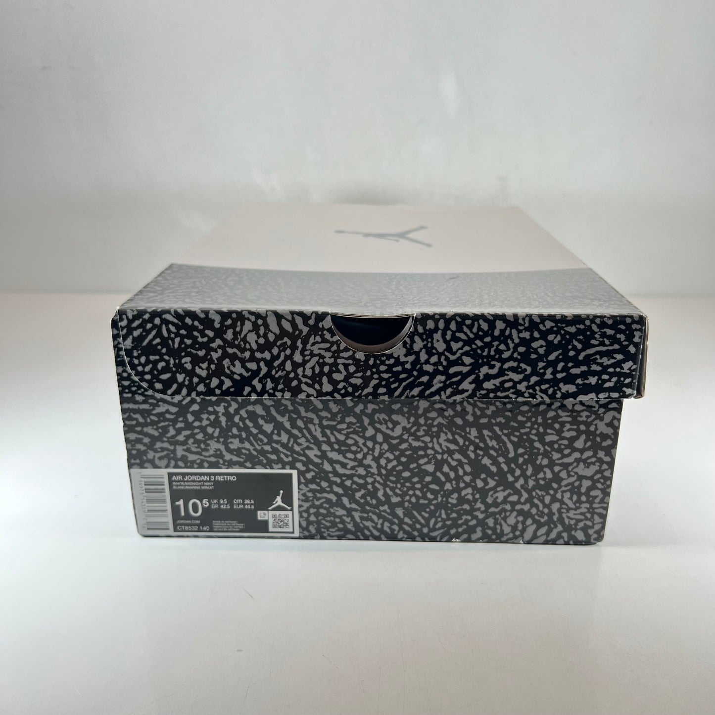 CT8532 140 Jordan 3 Retro Azul marino medianoche