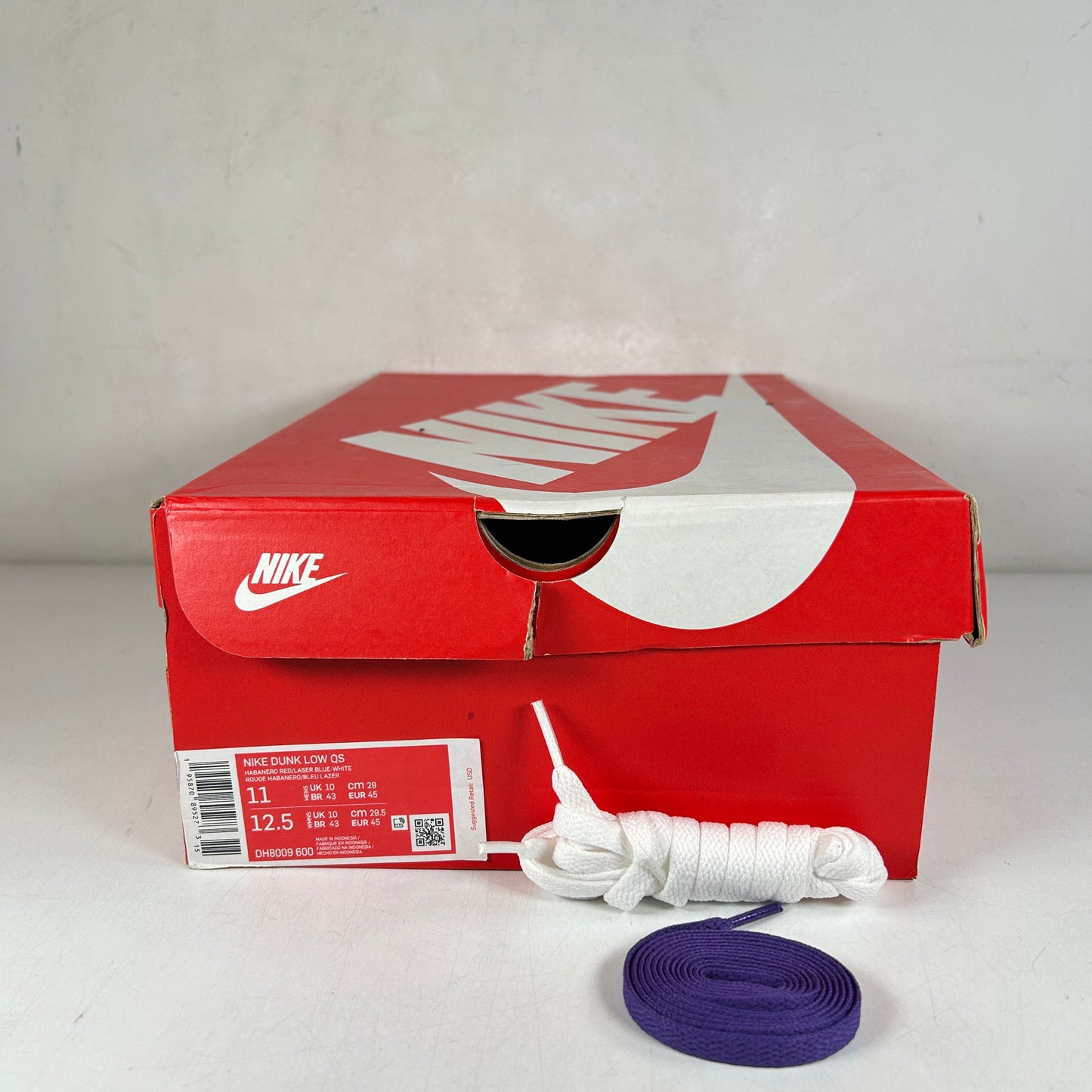 DH8009 600 Nike Dunk Low QS LeBron James Guijarros afrutados