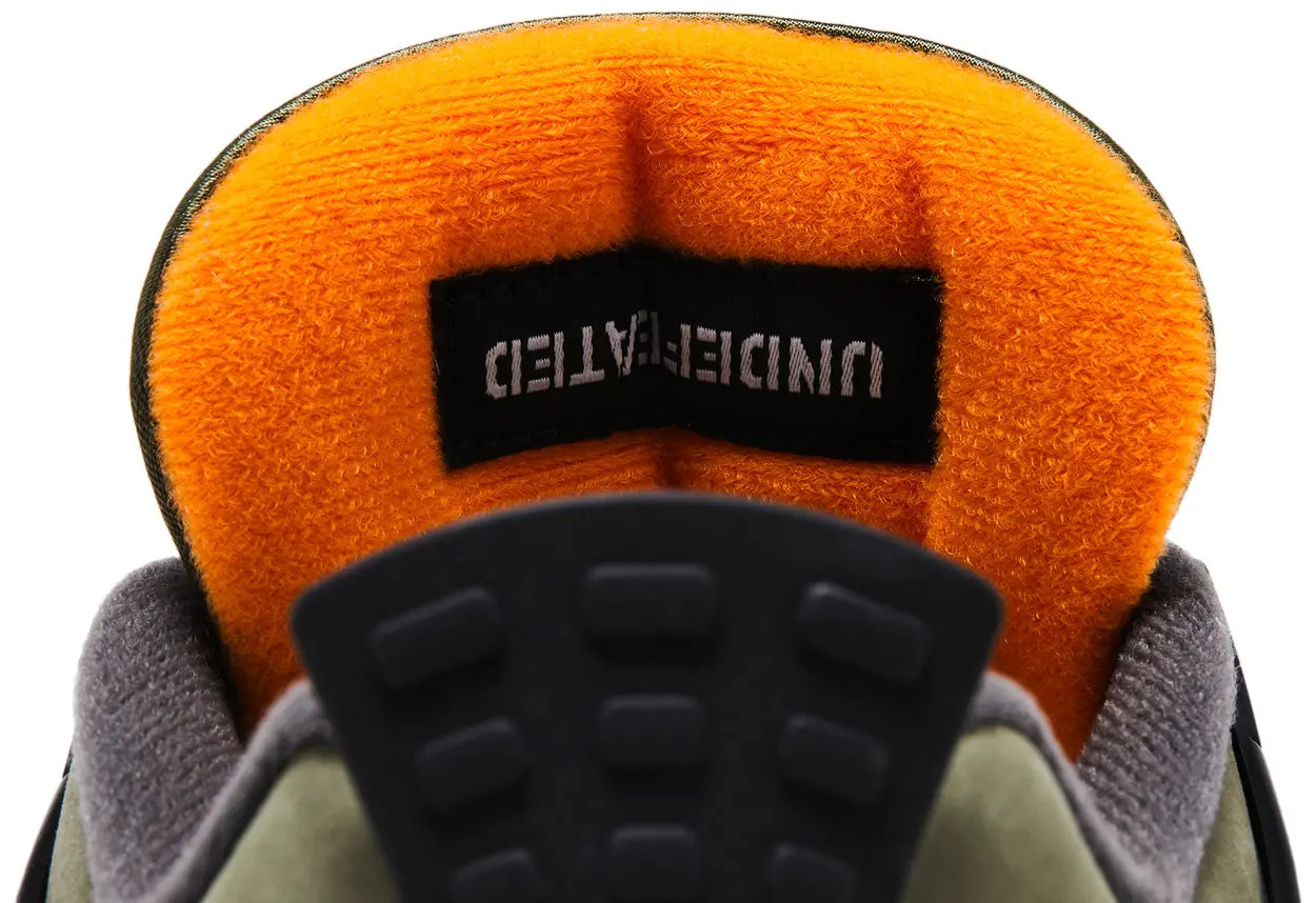 IB1519 200 Jordan 4 Retro OG SP Undefeated (2025)