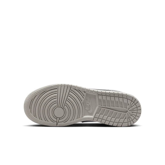 CZ0858 001 Air Jordan 1 Retro Low OG Black Cement (GS)