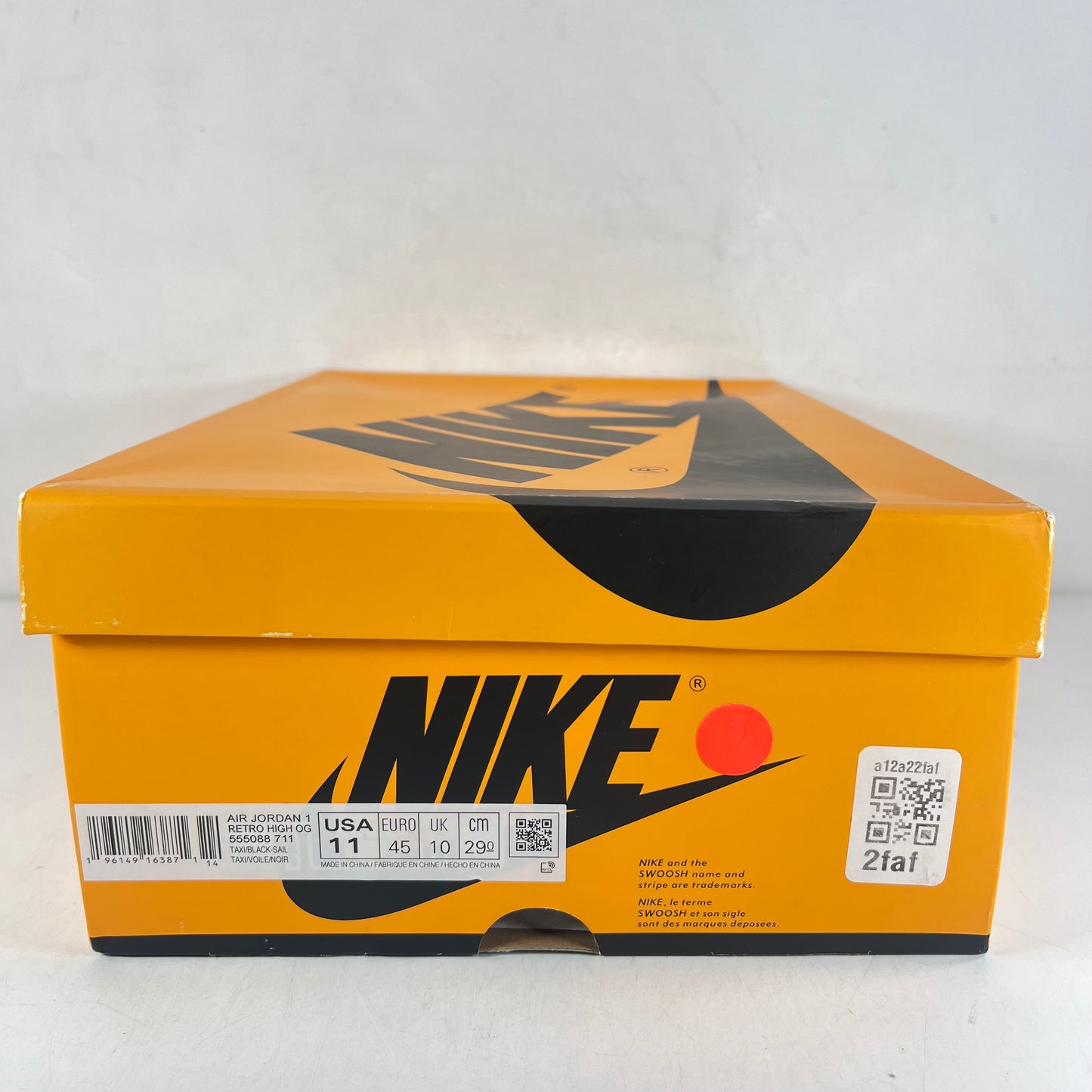 555088 711 Jordan 1 Retro High OG Punta amarilla
