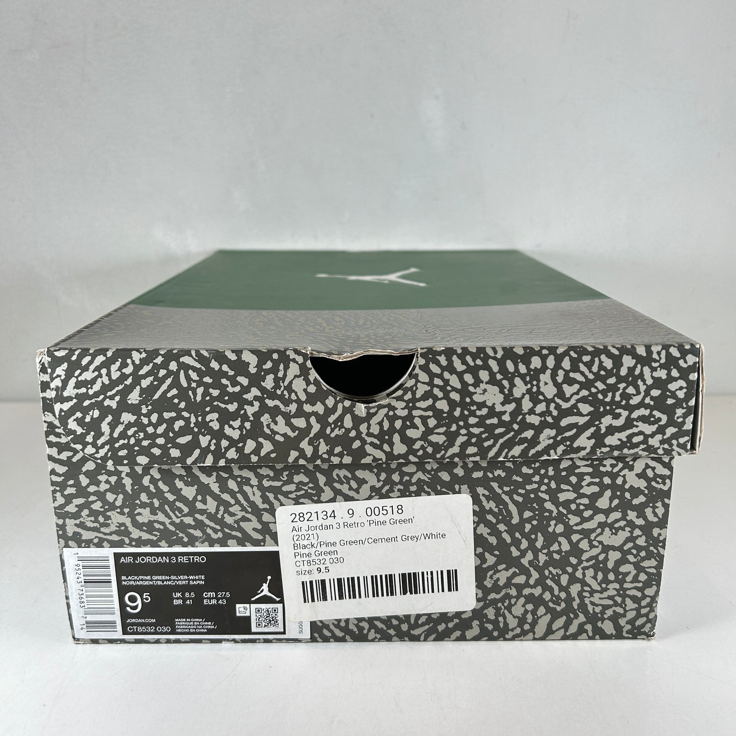 CT8532 030 Jordan 3 Retro Pino Verde