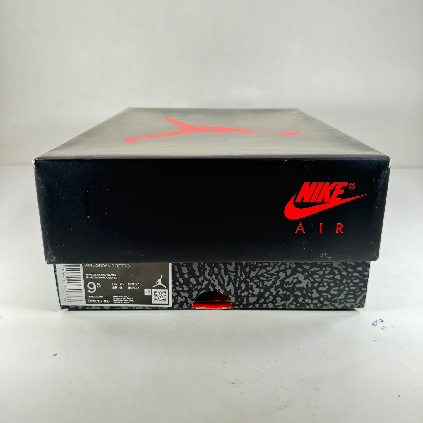 DN3707 160 Jordan 3 Retro Rojo fuego (2022)
