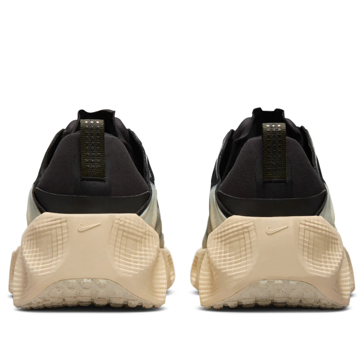 DX4215 003 Nike Ava Rover Black Muslin