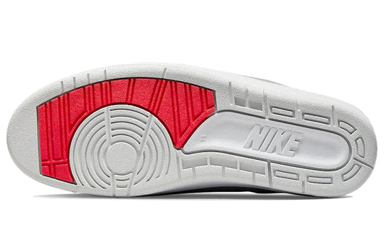 DN3802 001 Jordan 2 Retro SP Unión Gris Niebla