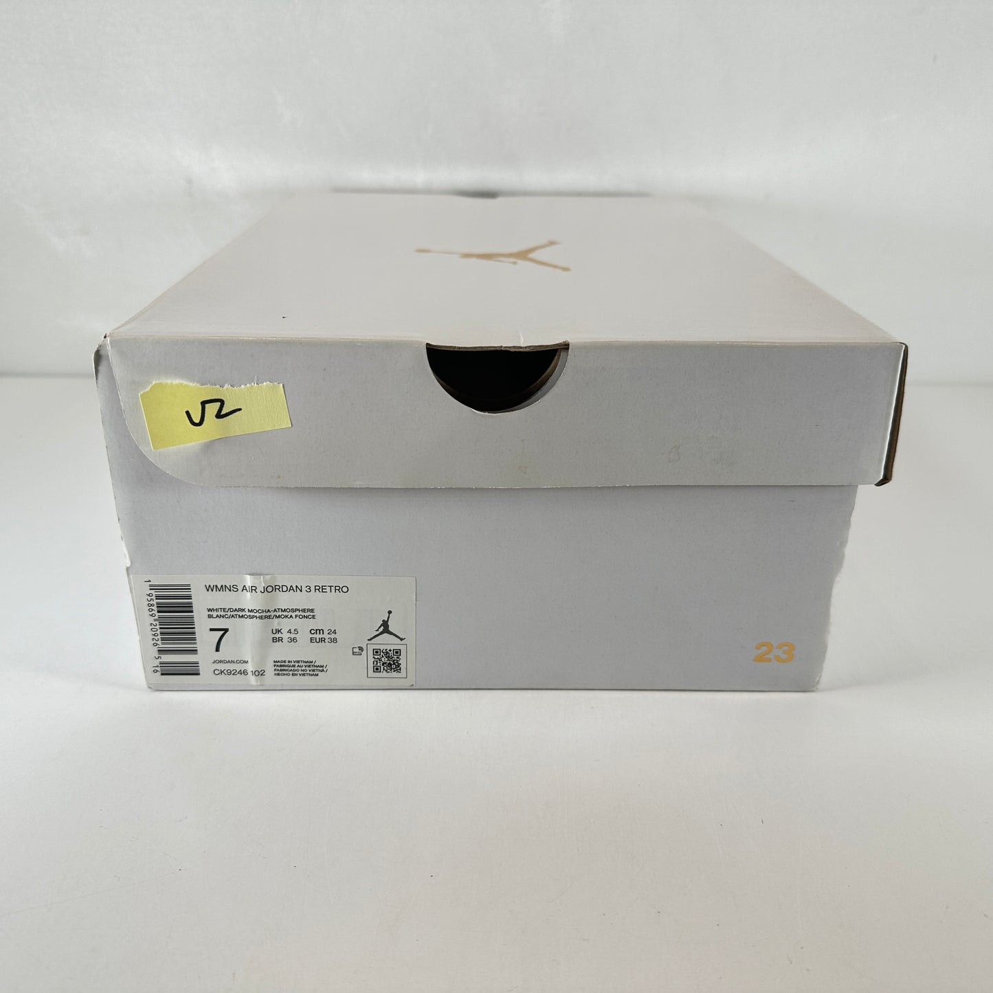 CK9246 102 Jordan 3 Retro Neapolitan Dark Mocha (Women's) - 7 W (Used2)