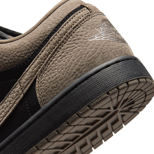 IB7109 005 Air Jordan 1 Low SE Olive Grey