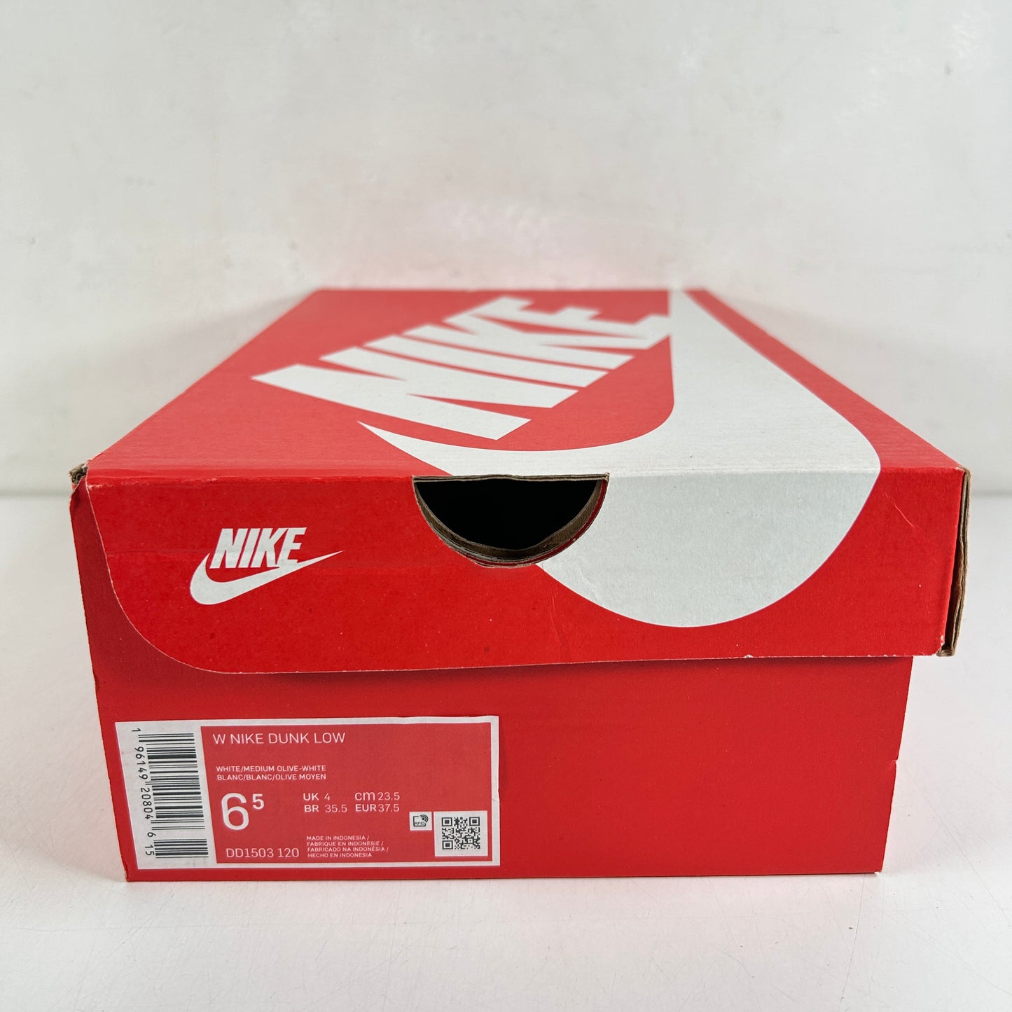 DD1503 120 Nike Dunk Low Medio Oliva (Mujeres)