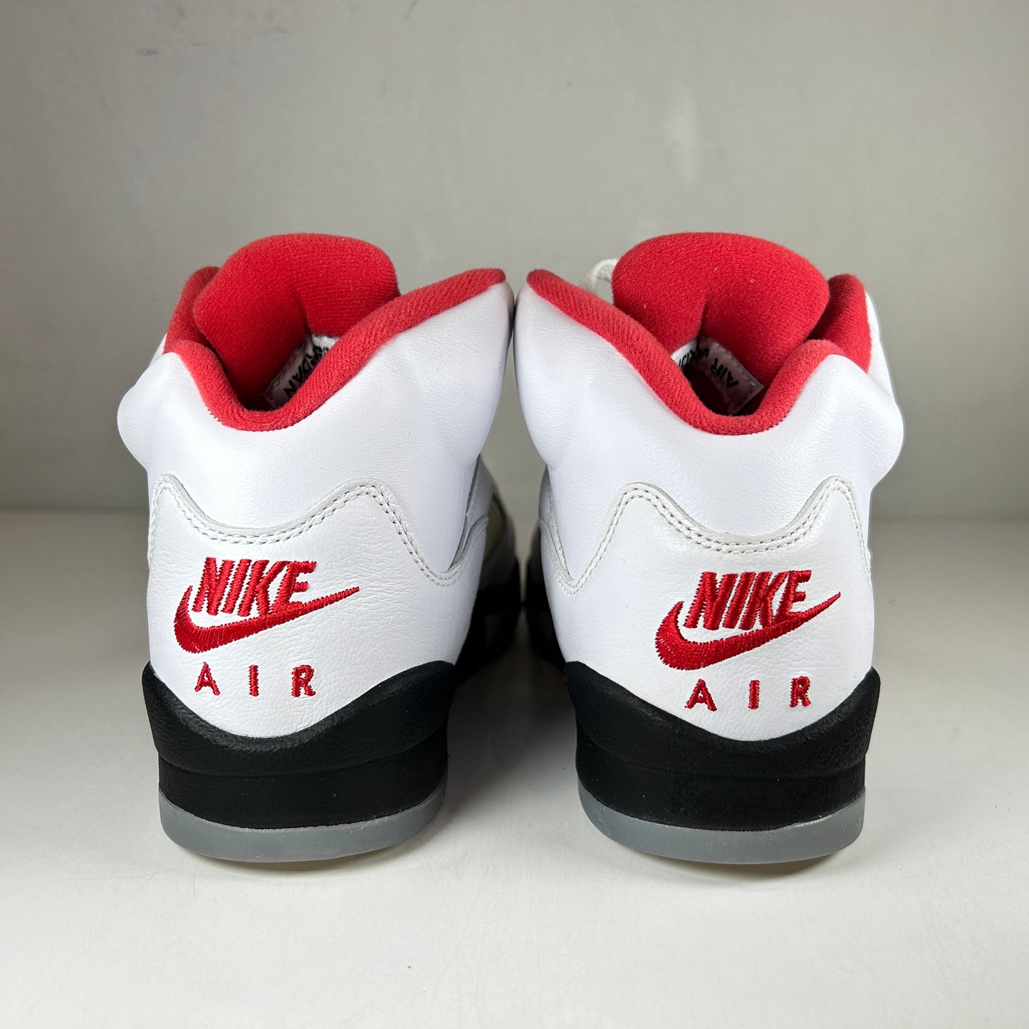 440888 102 Jordan 5 Retro Fire Rojo Plata Lengua (2020) (GS)