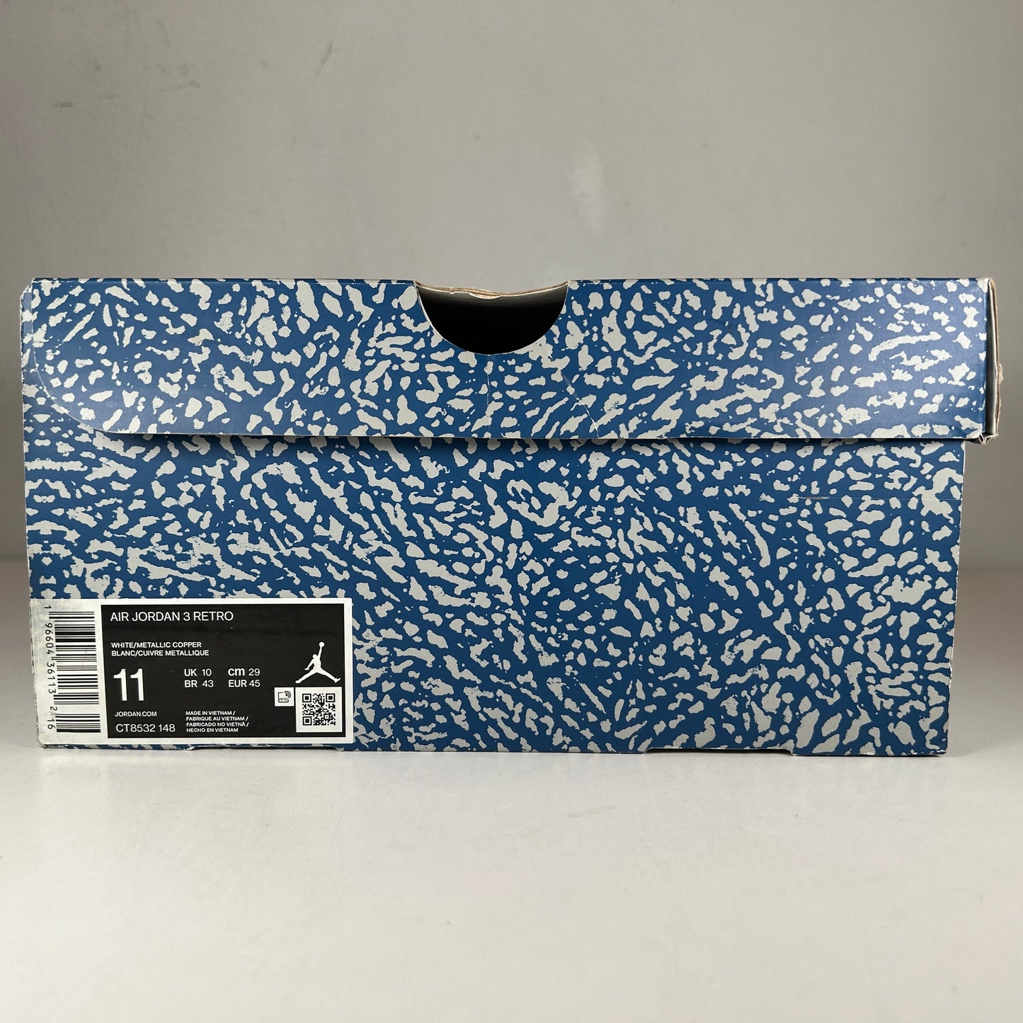 CT8532 148 Jordan 3 Retro Magos