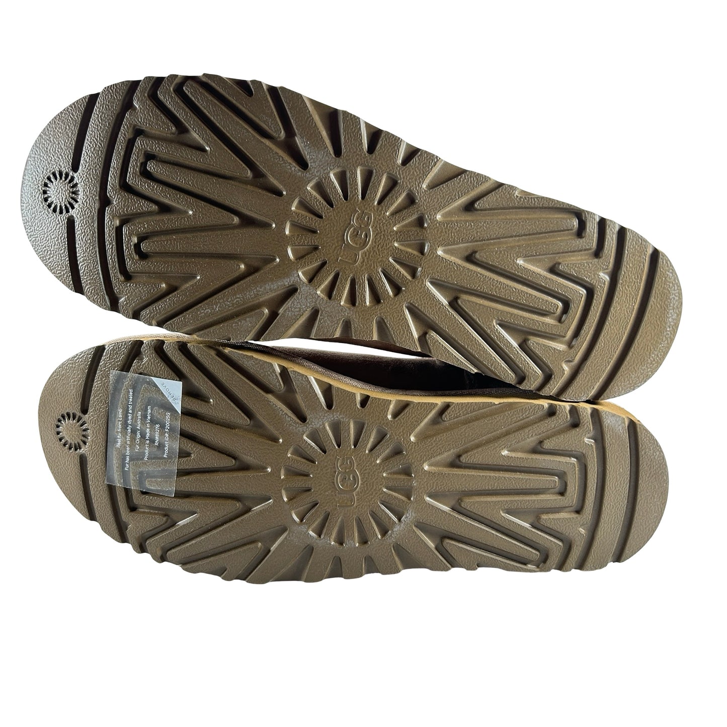 1183670 SAN UGG Classic Short Boot Hidden NY Sand