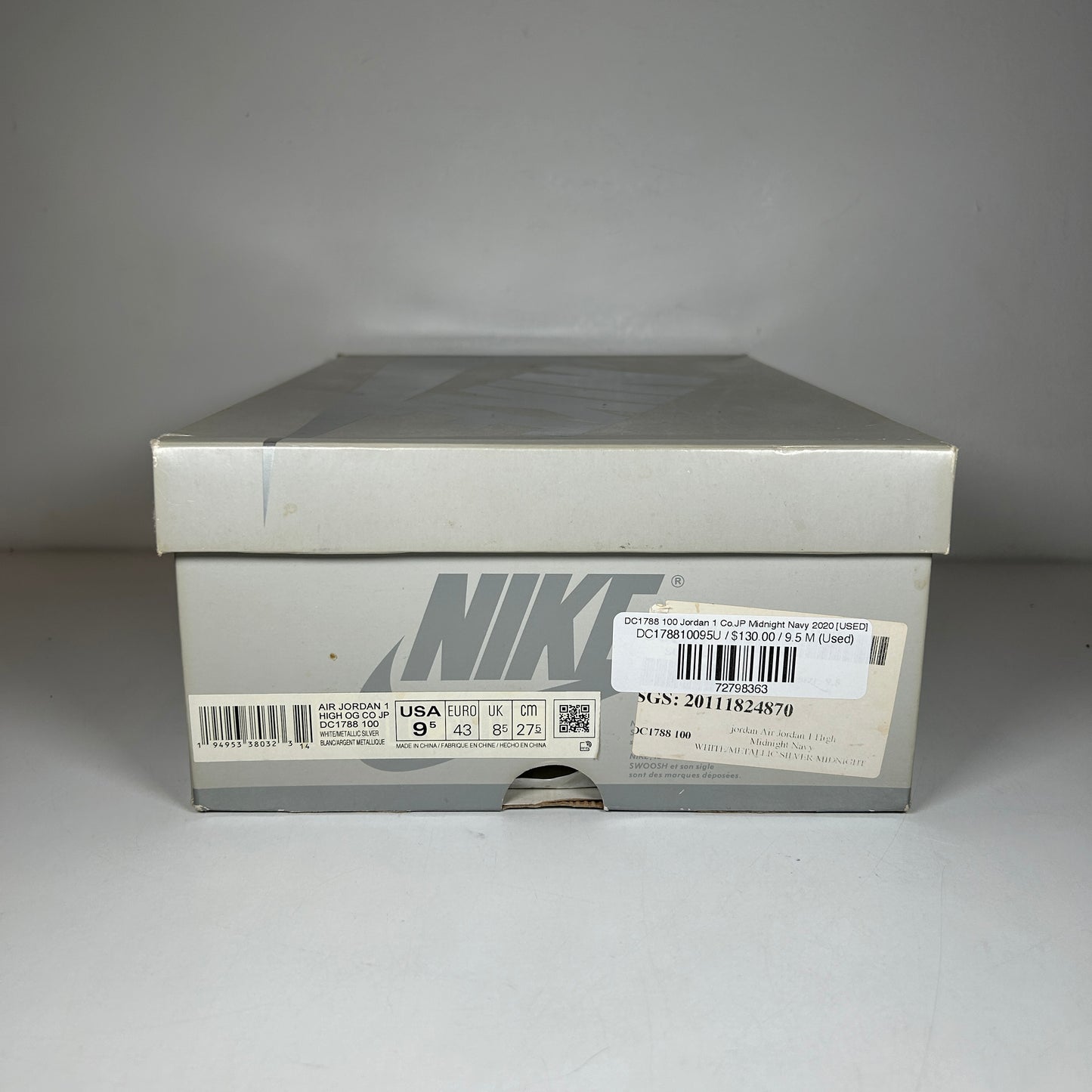 DC1788 100 Jordan 1 Co.JP Azul marino medianoche 2020