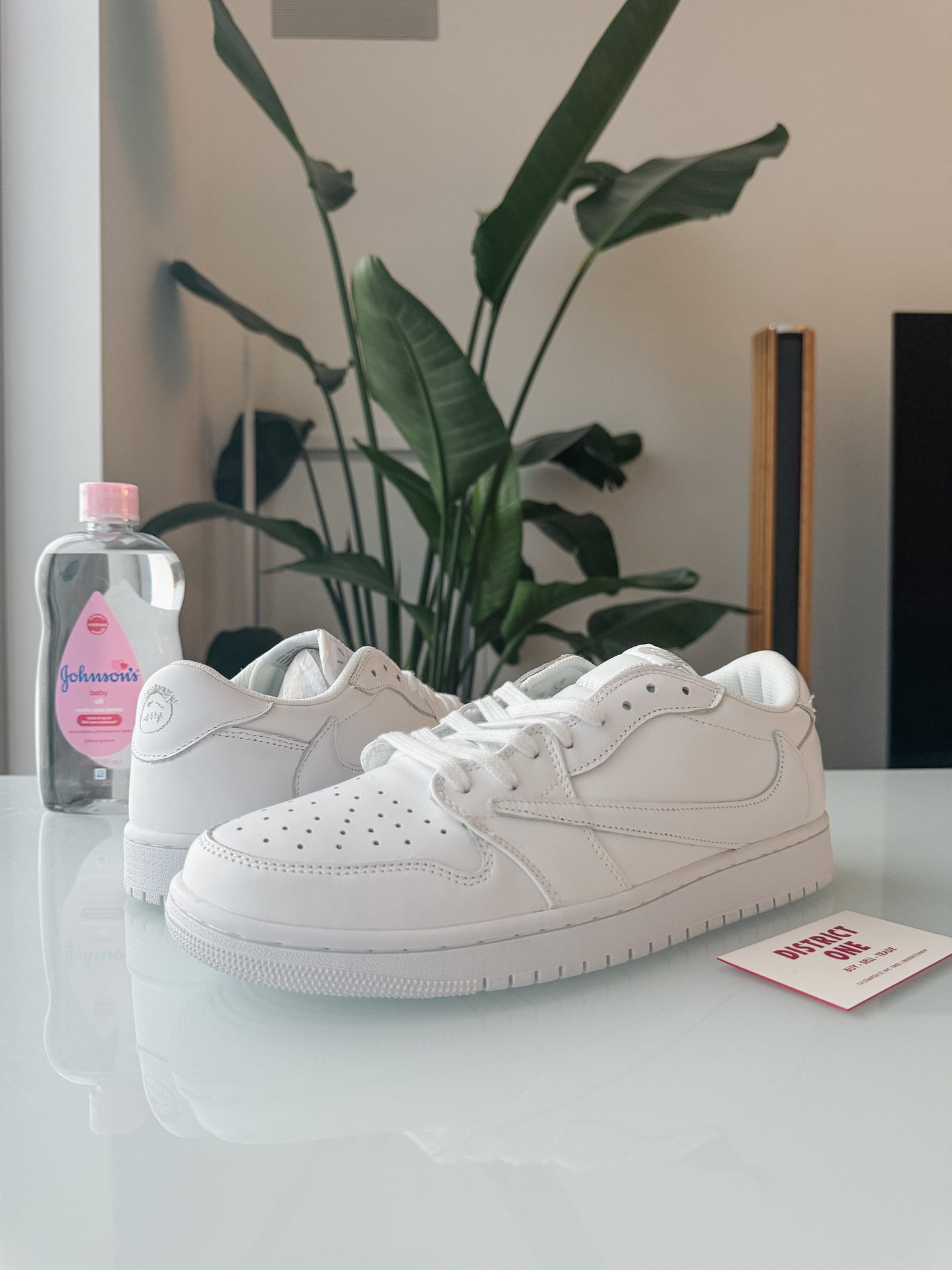 TD1228 111 Air Jordan 1 Retro Low OG SP Travis Scott Michael Rubin White Party (Friends & Family) Promo Pair