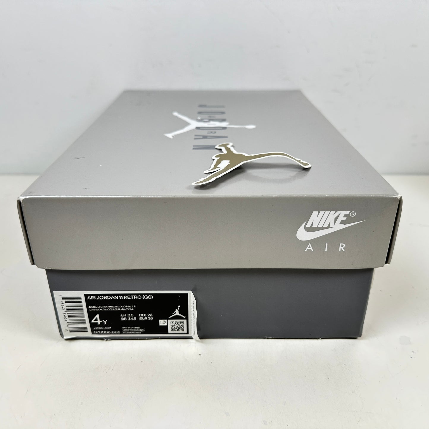 378038 005 Jordan 11 Gris frío (2021) GS