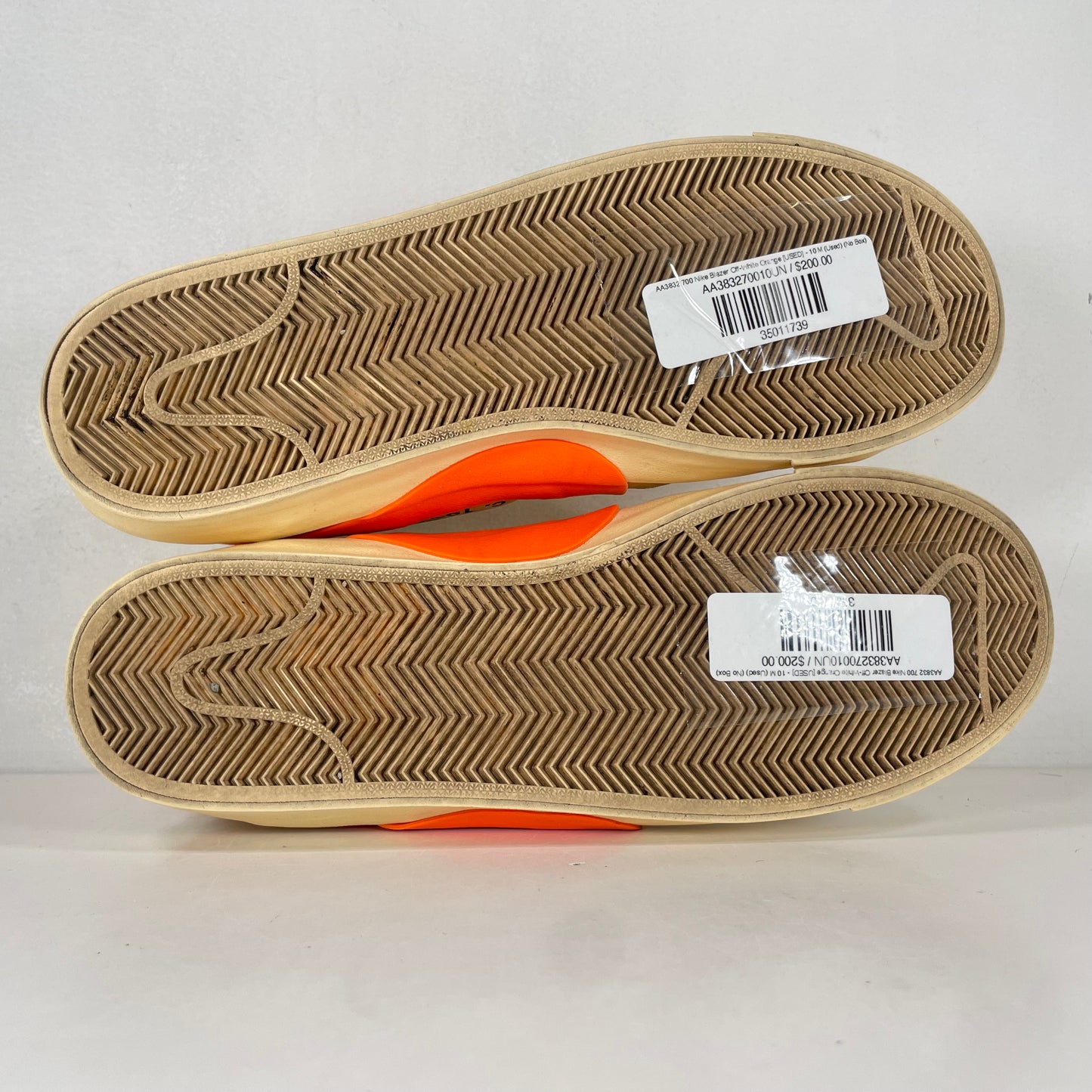 AA3832 700 Nike Blazer Blanco roto Naranja