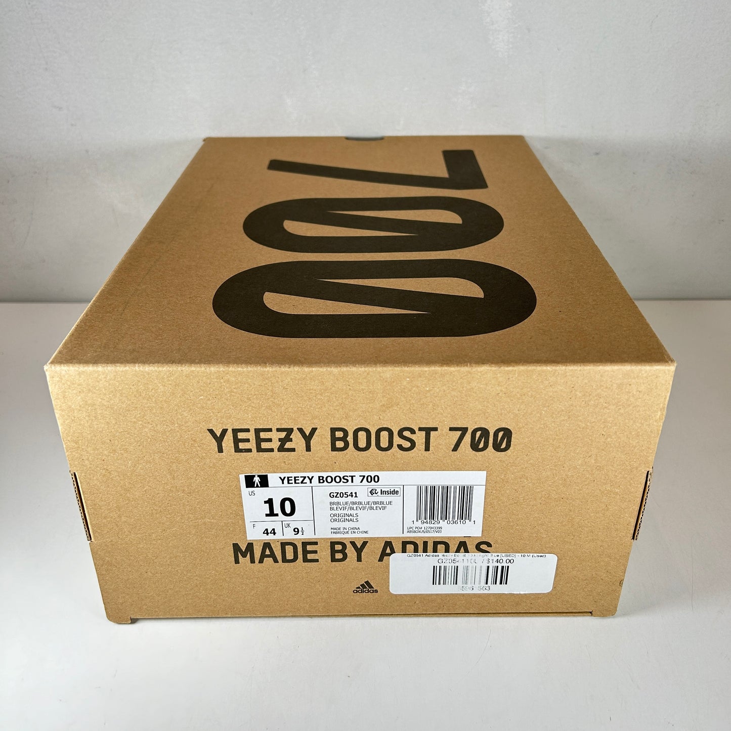GZ0541 Adidas Yeezy Boost 700 Azul brillante