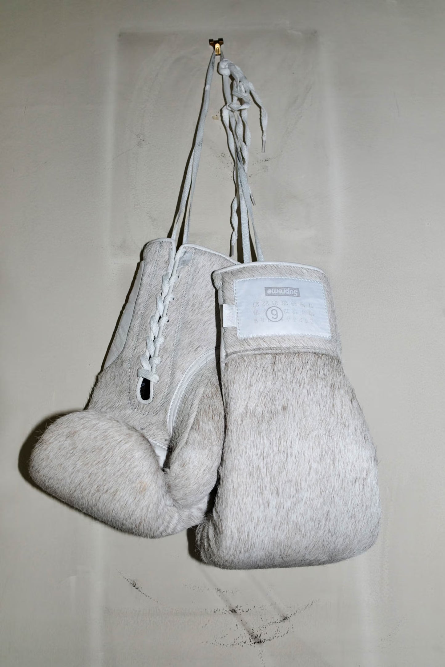 Supreme MM6 Maison Margiela Everlast 1910 Pro Boxing Glove (Set of 2) Multicolor