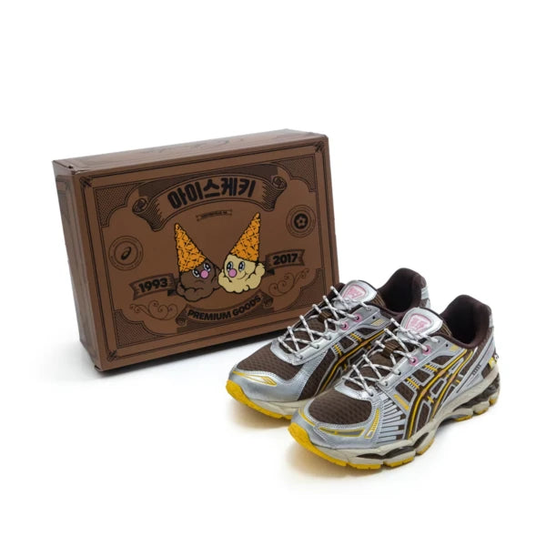 1203B302 200 ASICS Gel-Kayano 12.1 Vandy The Pink Chocolate