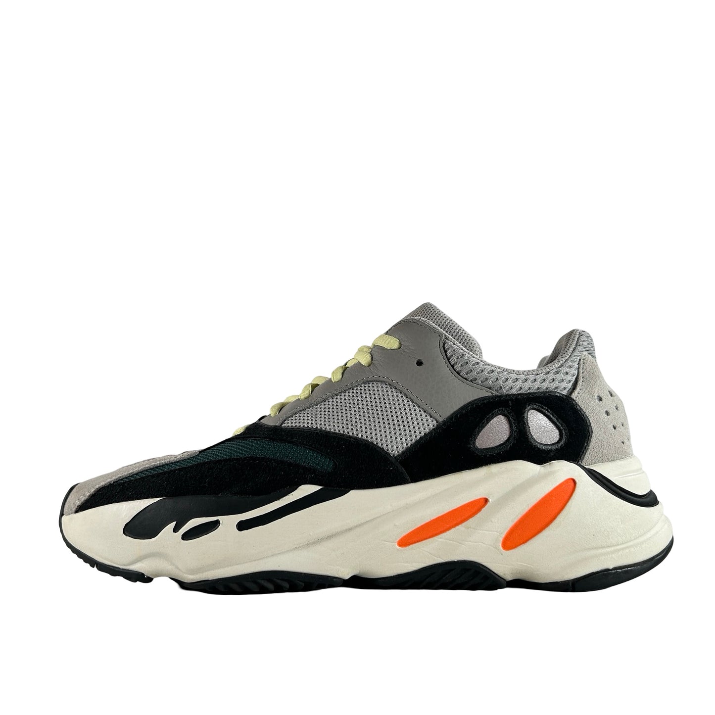 B75571 Yeezy 700 Wave Runner [USED] - 8.5 M (Used)