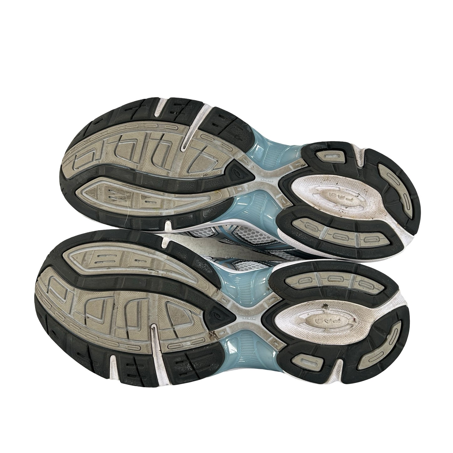 1201A256 116 ASICS Gel-1130 White Shark Skin [USED] - 10.5 M (Used)