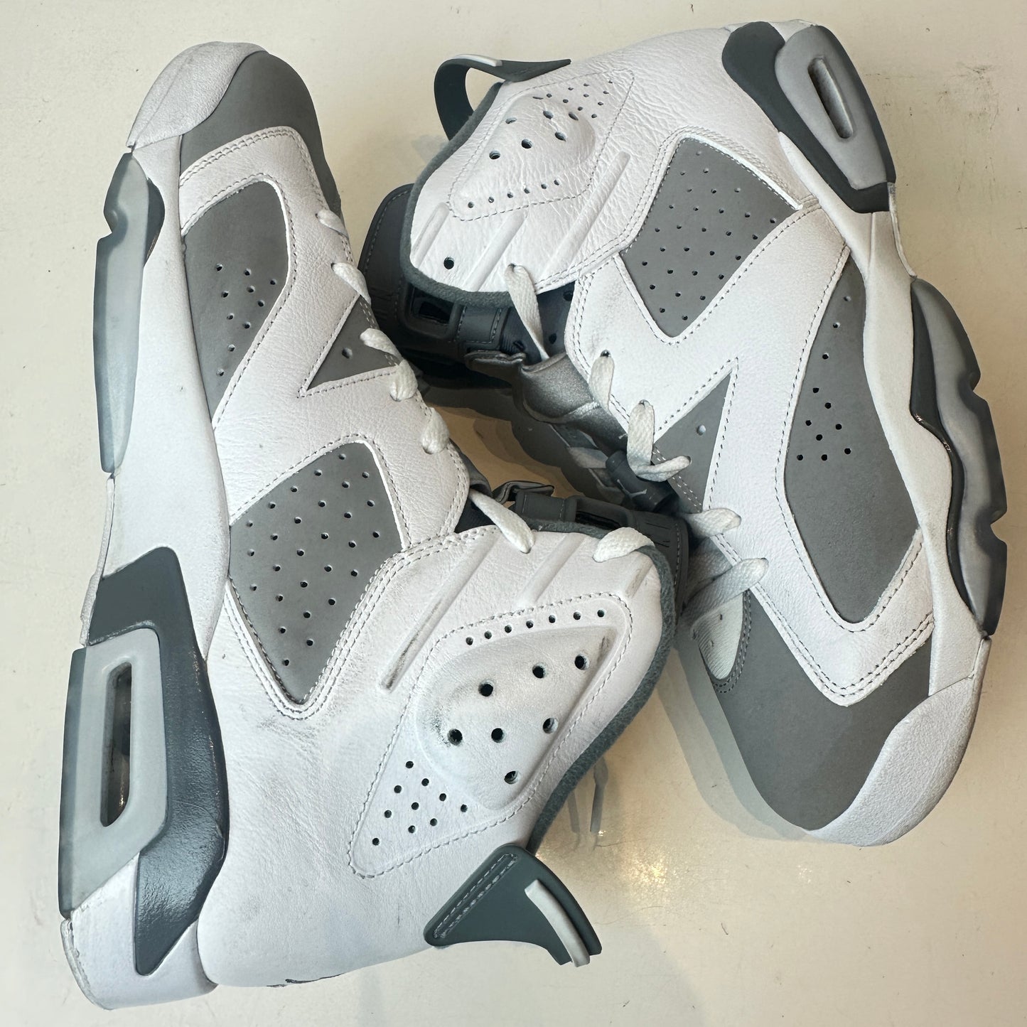 CT8529 100 Jordan 6 Retro Cool Grey [USED] - 11.5 M (Used)