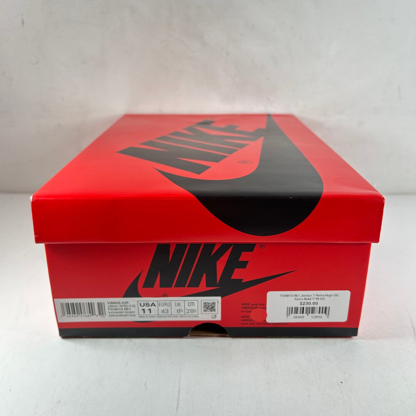FD4810 061 Jordan 1 Retro High OG Satin Bred [USED] - 11 W (Used)