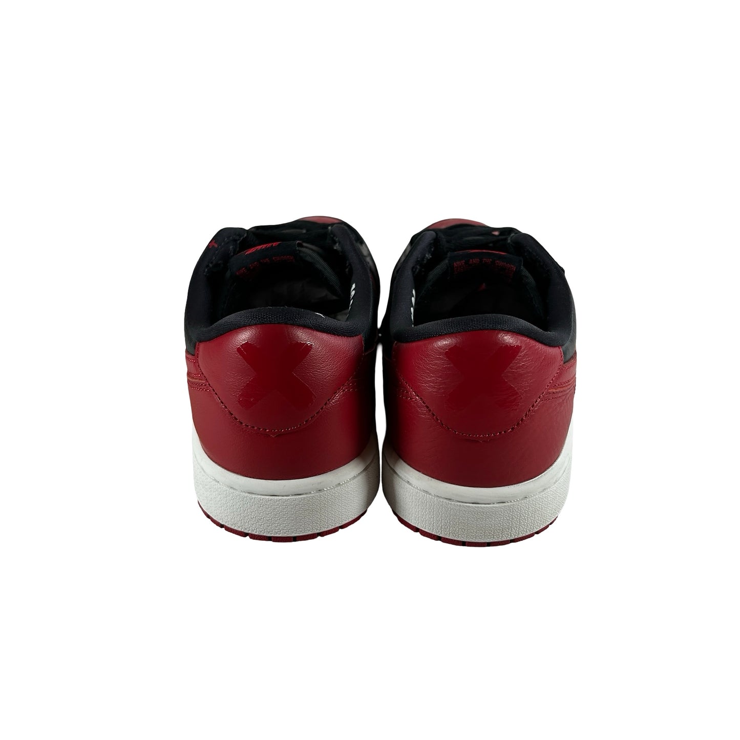 IW6276 001 Air Jordan 1 Retro Low OG Banned [USED] - 9.5 M (Used)