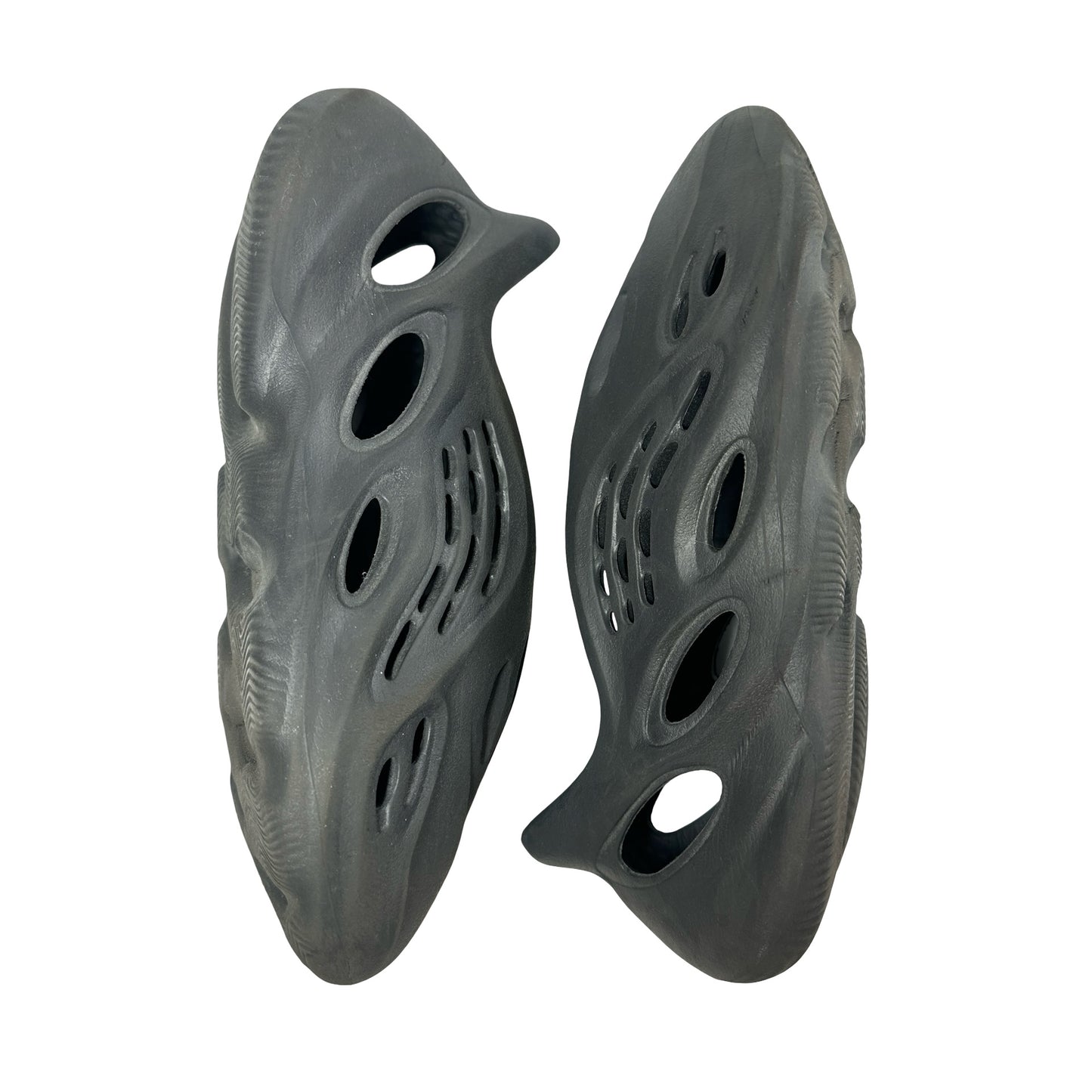 HP8739 Adidas Yeezy Foam RNR Onyx [USED] - 7 M (Used2)