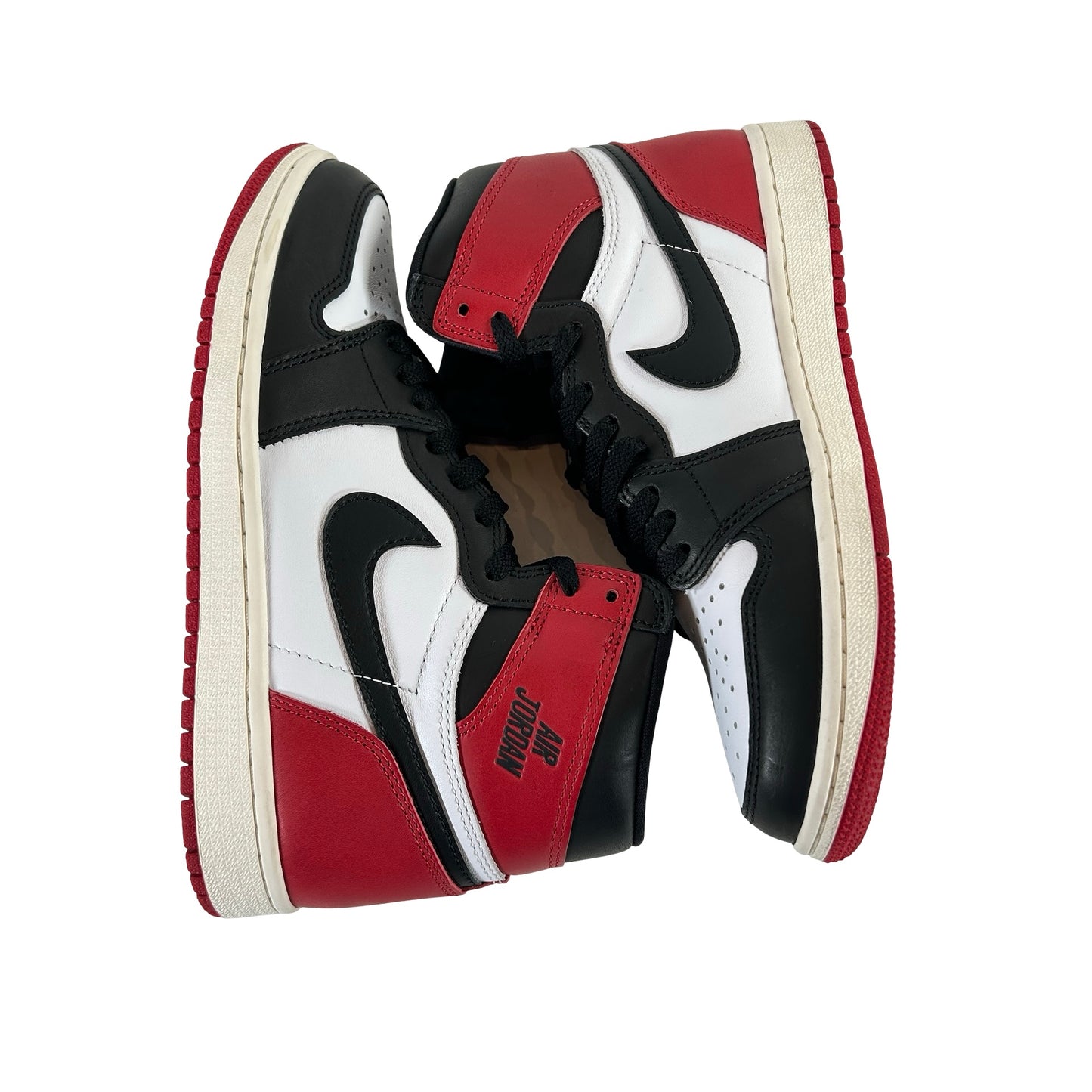 DZ5485 106 Jordan 1 Retro High OG Black Toe Reimagined [USED] - 8 M (Used4)