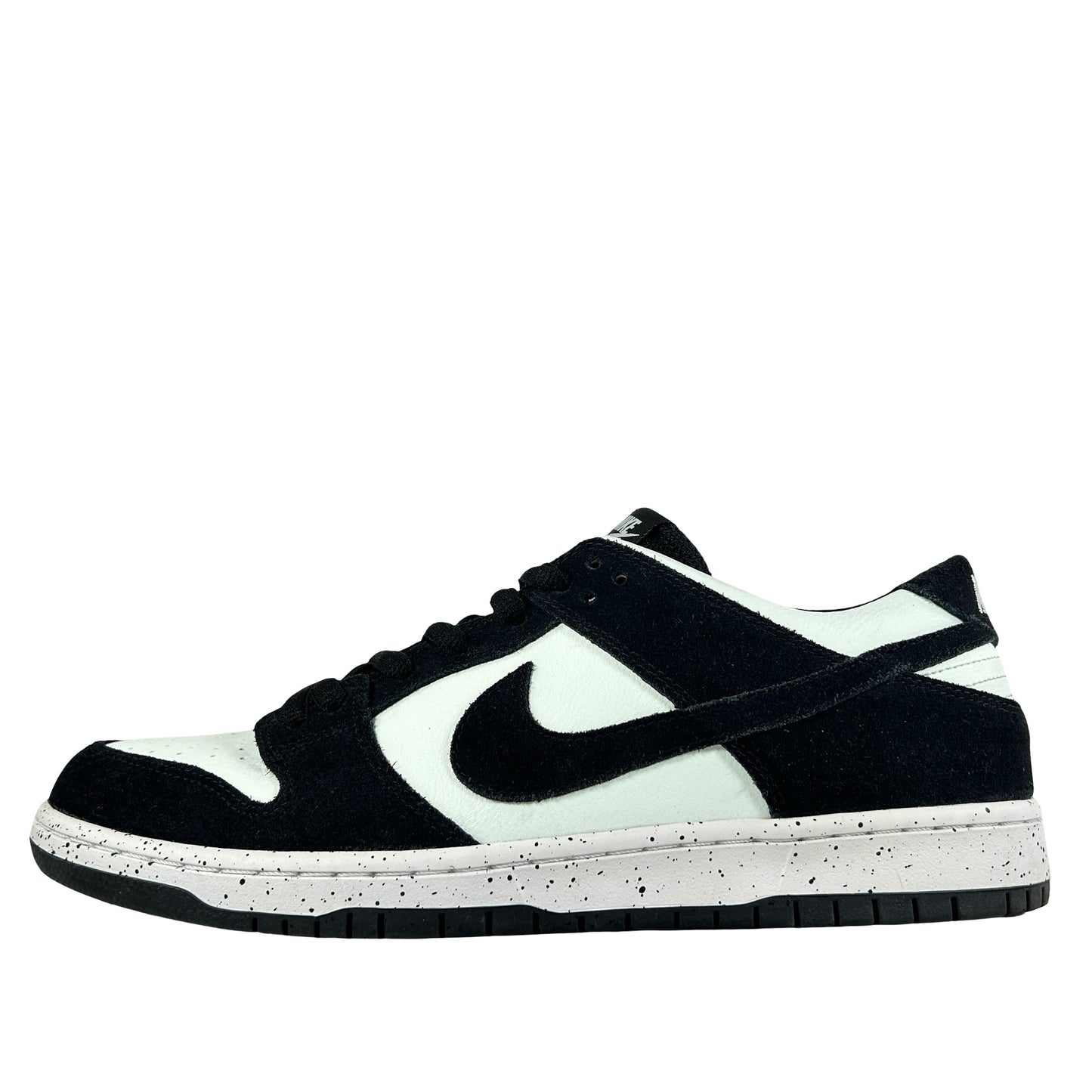 854866 003 Nike SB Dunk Low Barely Green [USED] - 13 M (Used)