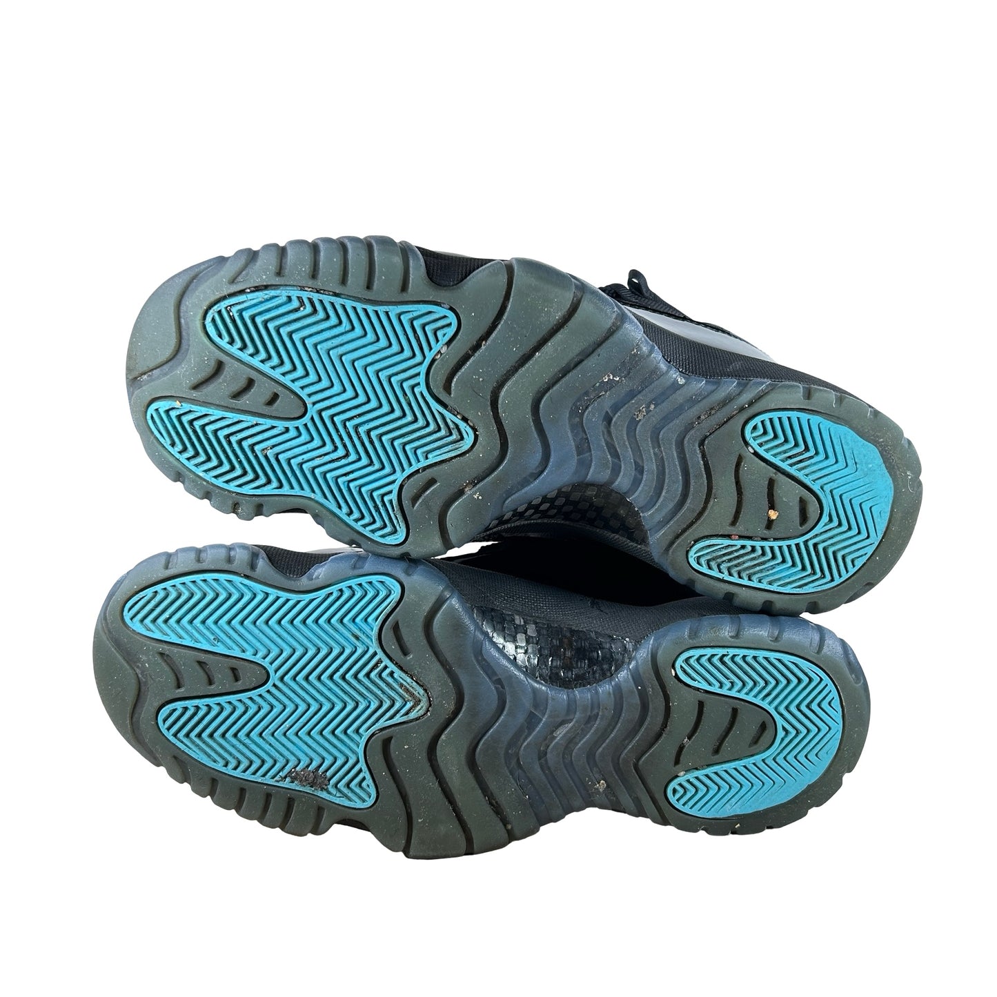 CT8012 047 Jordan 11 Retro Gamma Blue (2025) [USED] - 9 M (Used8)
