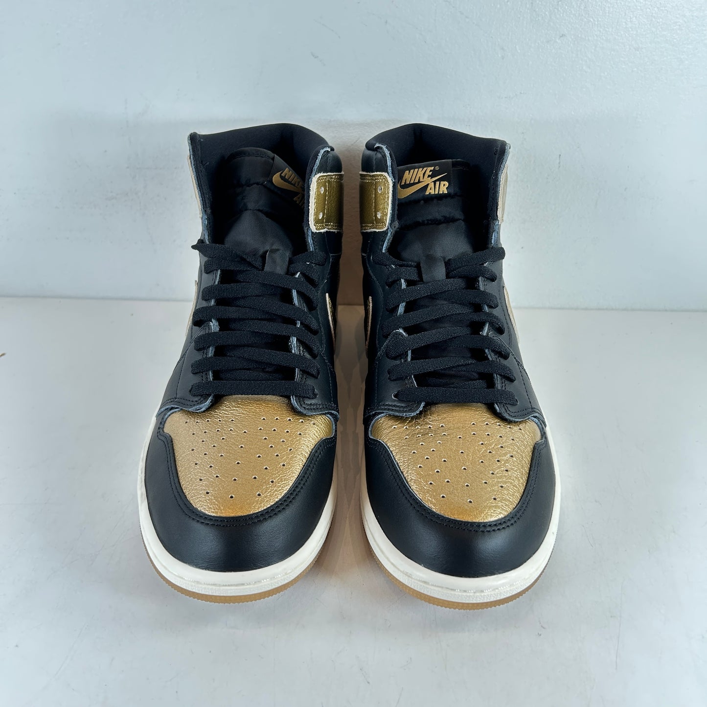 DZ5485 071 Jordan 1 Retro High OG Black Metallic Gold [USED] - 13 M (VNDS) (No Box)