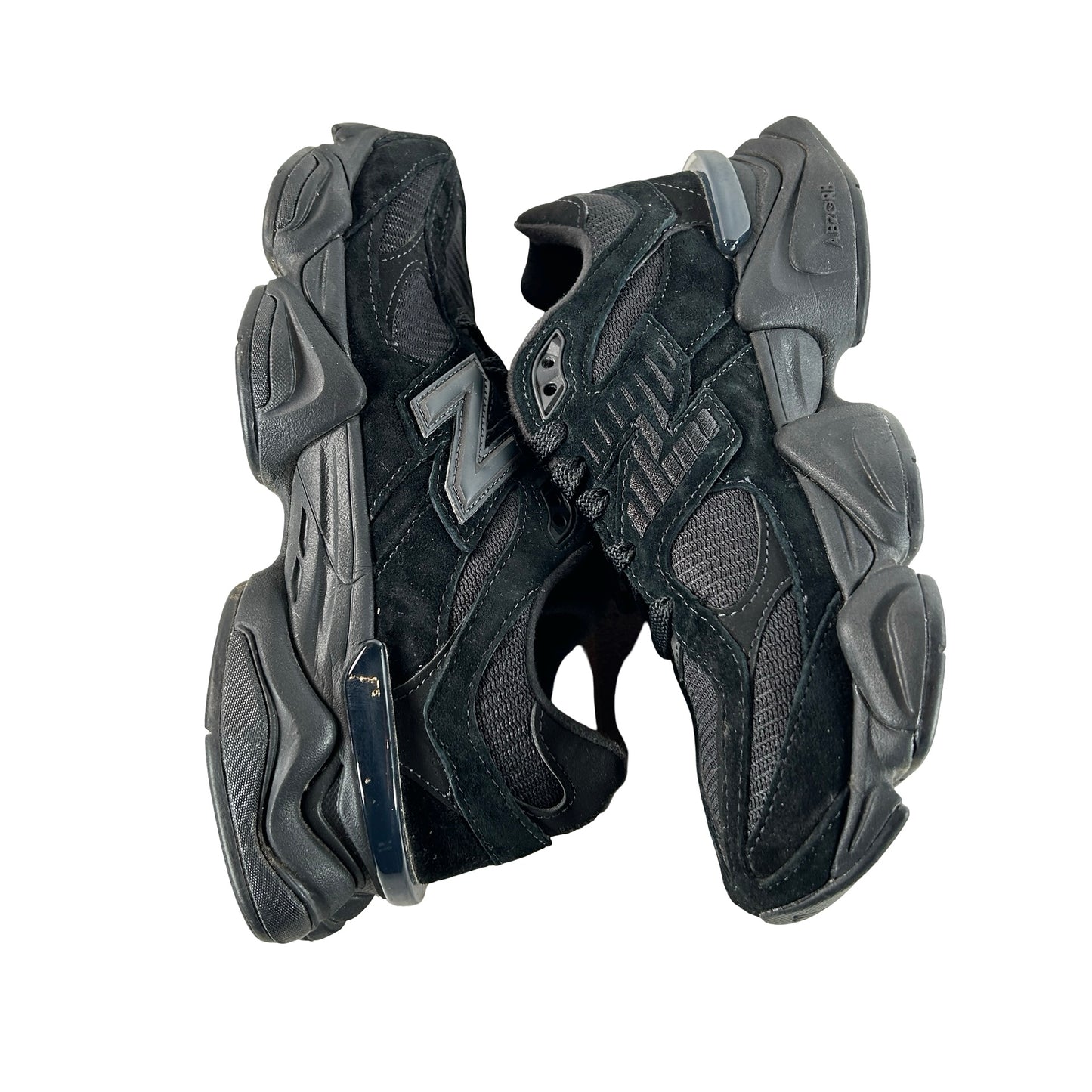 U9060BPM New Balance 9060 Triple Black [USED] - 7.5 M (Used)
