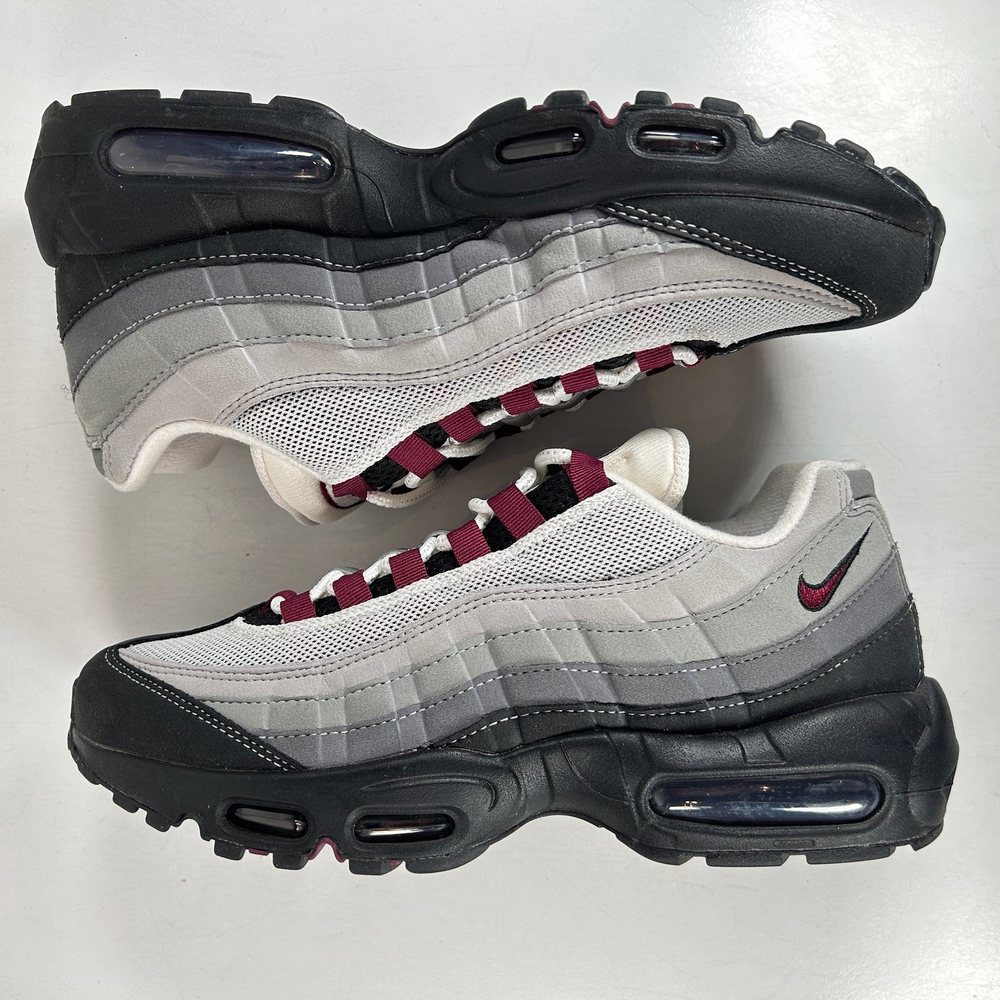 DQ9001 001 Nike Air Max 95 Dark Beetroot [USED] - 8 M (Used)