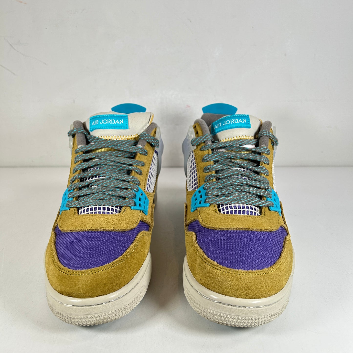 DJ5718 300 Jordan 4 Union Desert Moss [USED] - 10.5 M (Used)