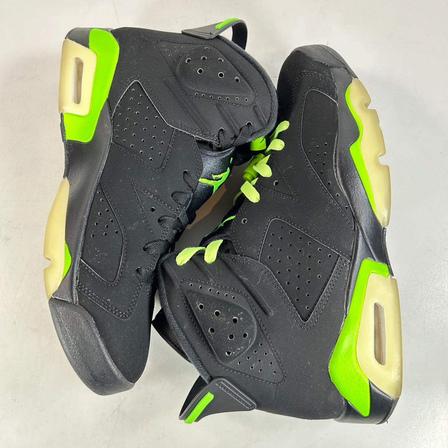 CT8529 003 Jordan 6 Retro Electric Green [USED] - 9 M (VNDS)