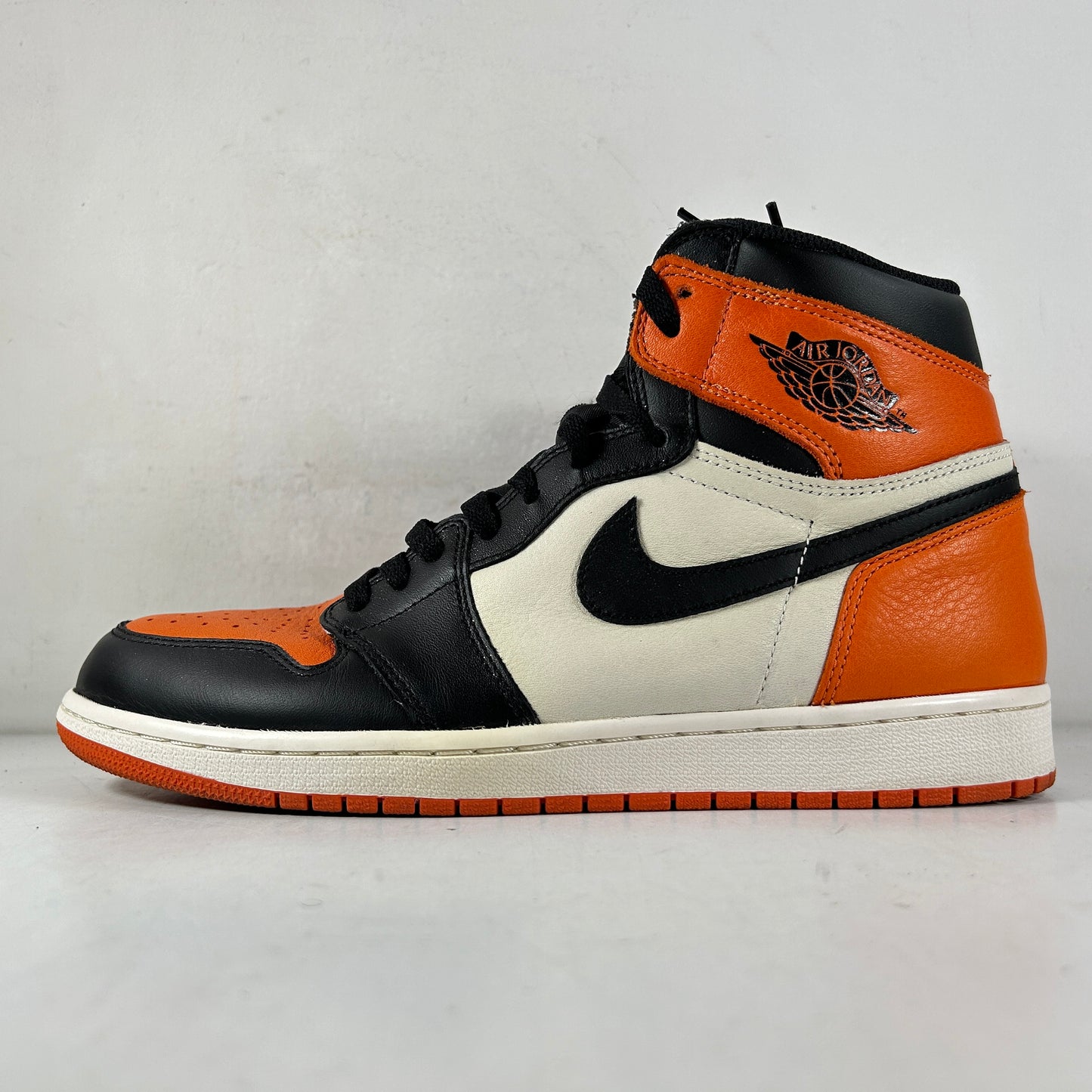 555088 005 Jordan 1 Retro Shattered Backboard [USED] - 11 M (VNDS)