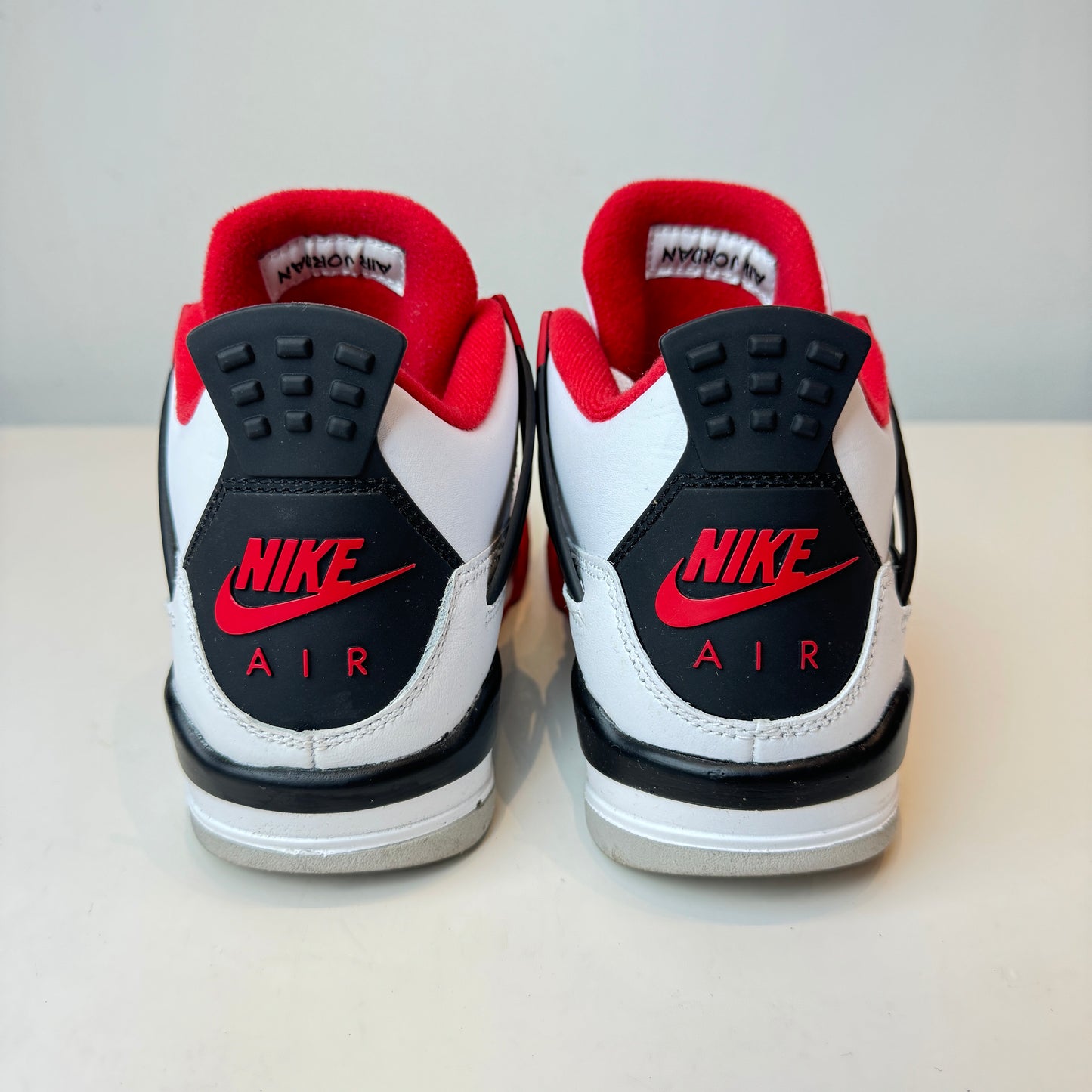 408452 160 Jordan 4 Retro Fire Red (2020) (GS) [USED] - 4.5 Y (Used)