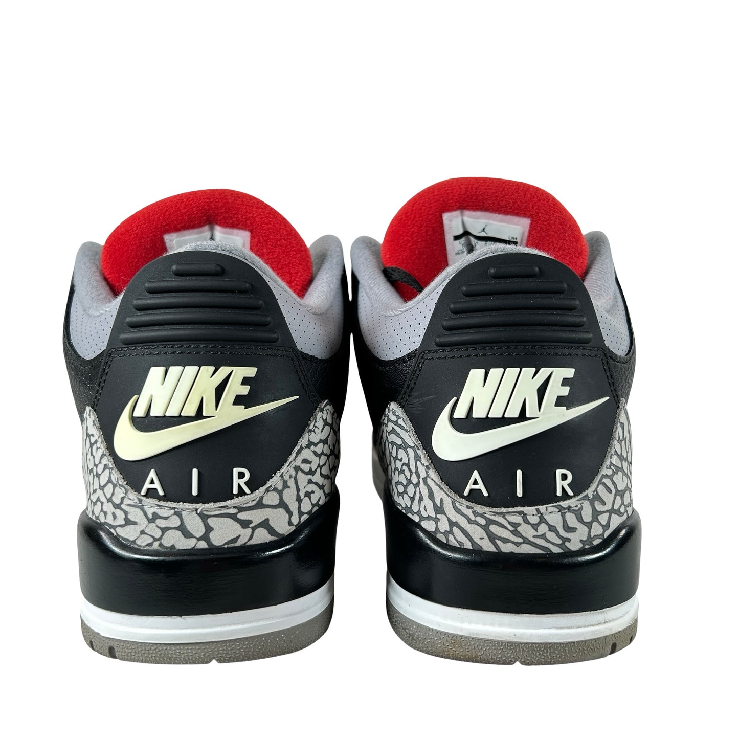 854262 001 Jordan 3 Negro Cemento 2018