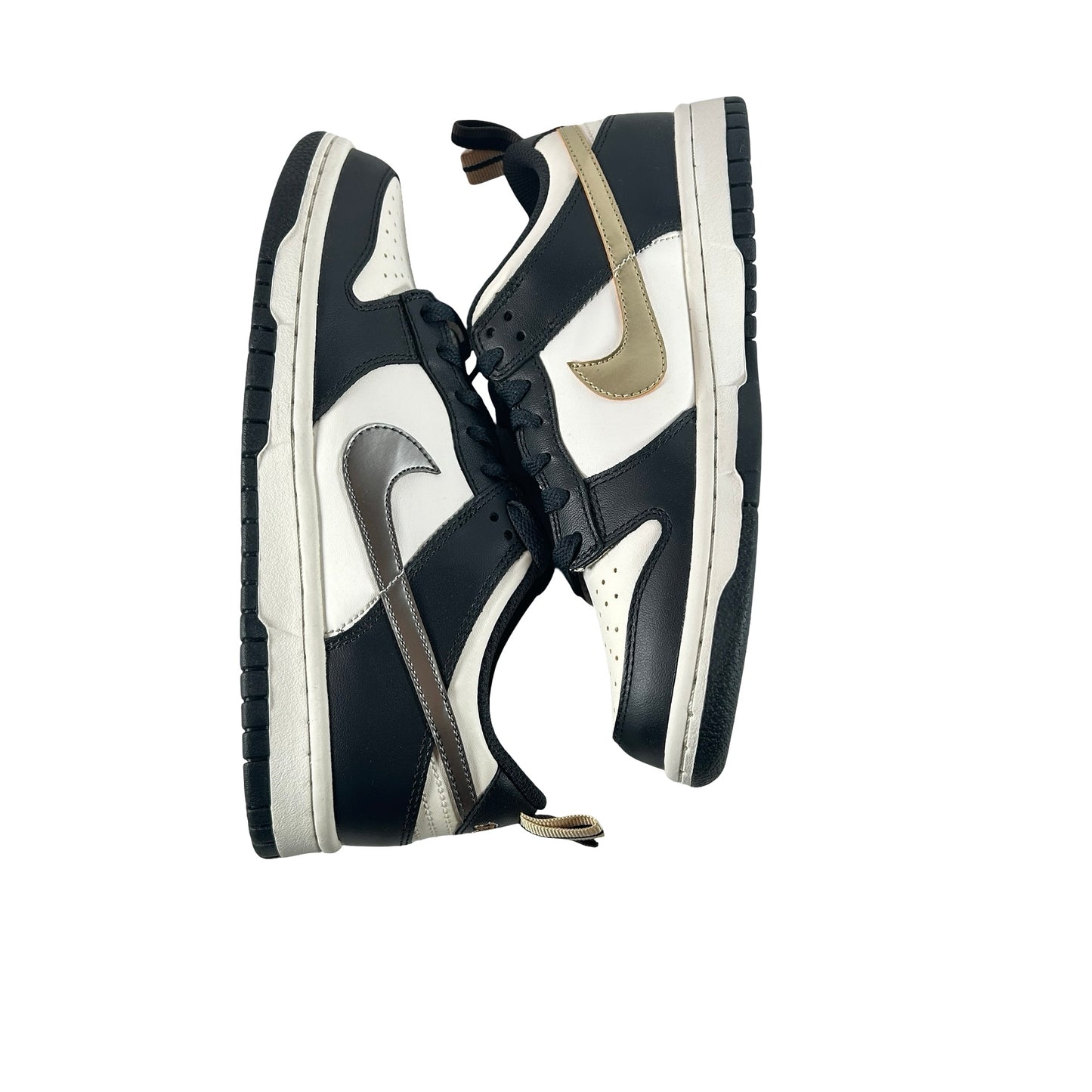 DH9764 001 Nike Dunk Low Black White Metallic (GS) [CONDITIONAL] - 5.5 Y (Yellowing)
