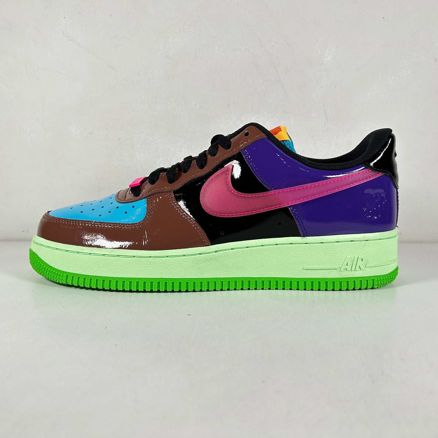 DV5255 200 Nike Air Force 1 Low SP Undefeated Multi Rosa