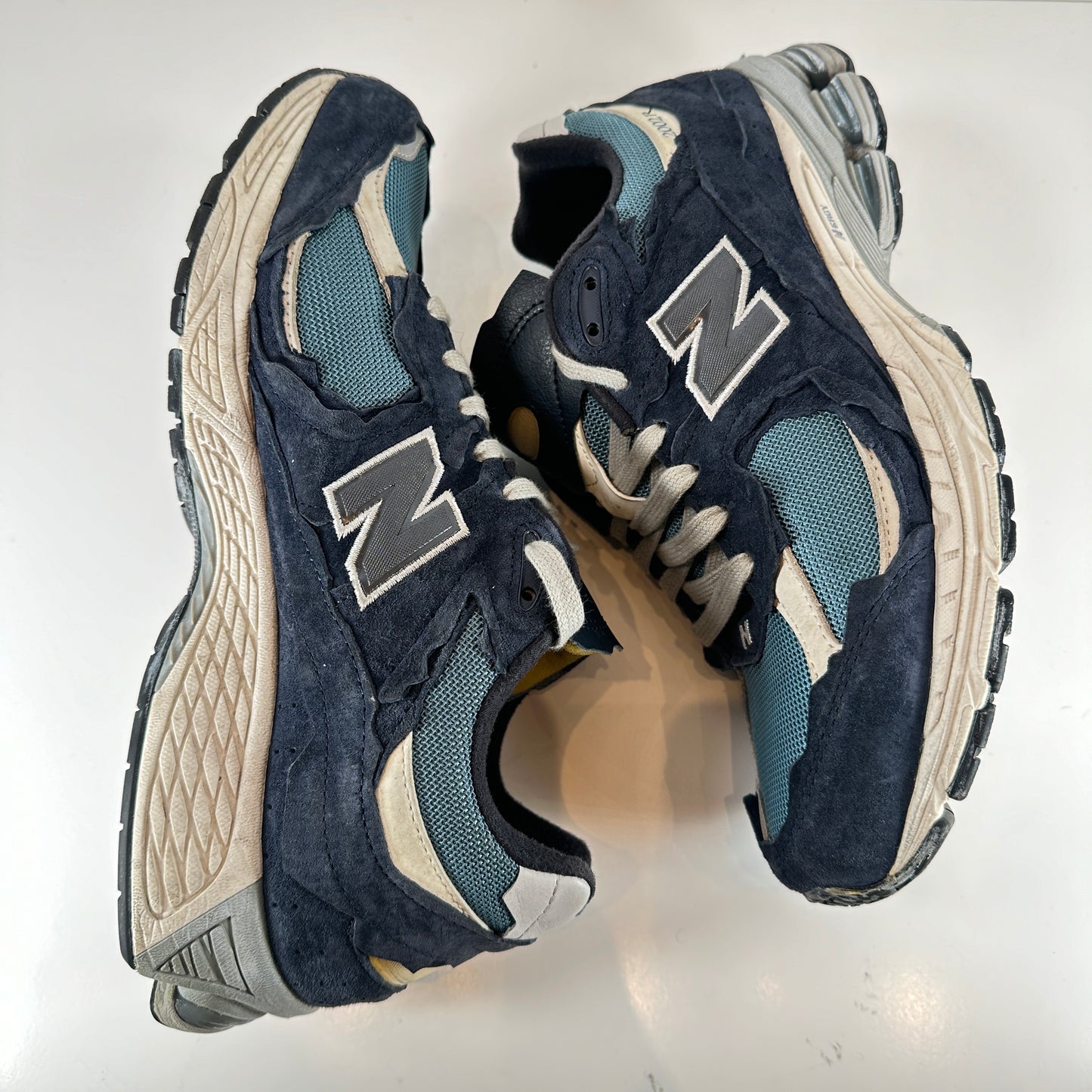 M2002RDF New Balance 2002R Paquete de protección Azul marino oscuro