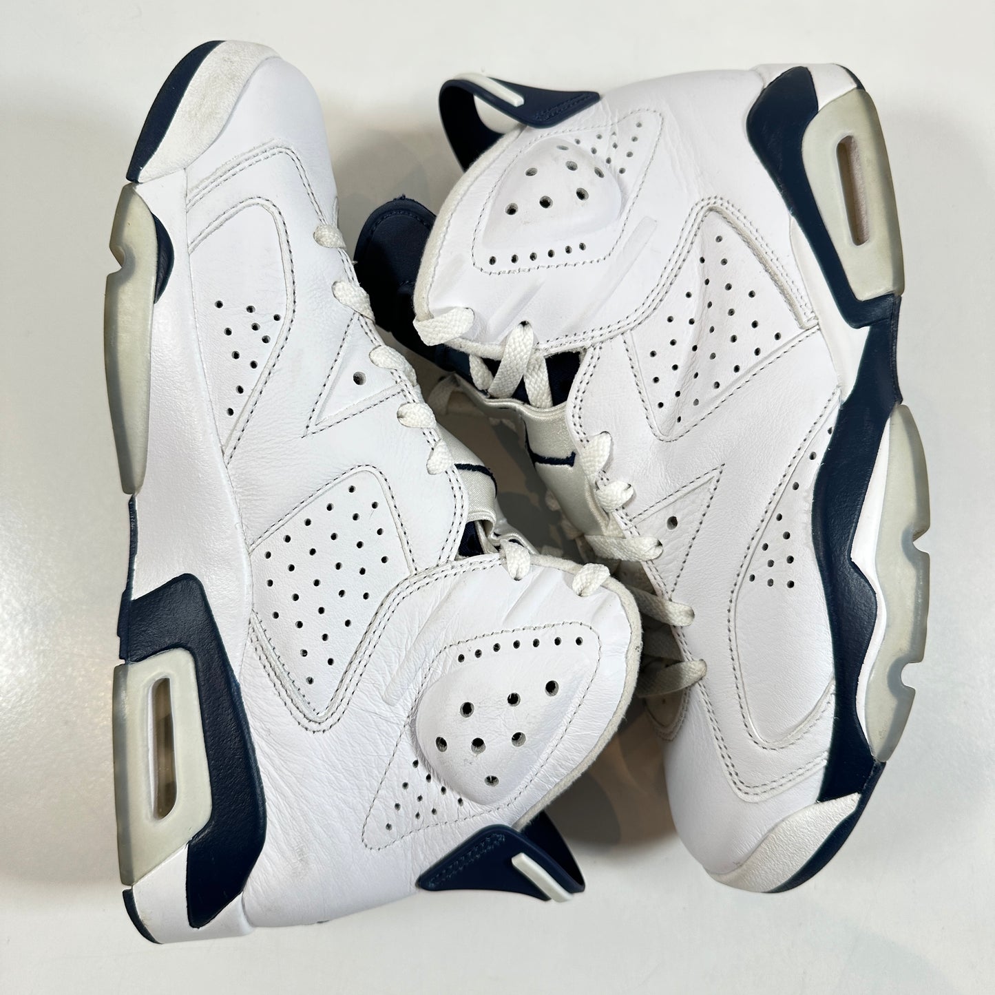 CT8529 141 Jordan 6 Retro Midnight Navy (2022) [USED] - 8 M (Used)