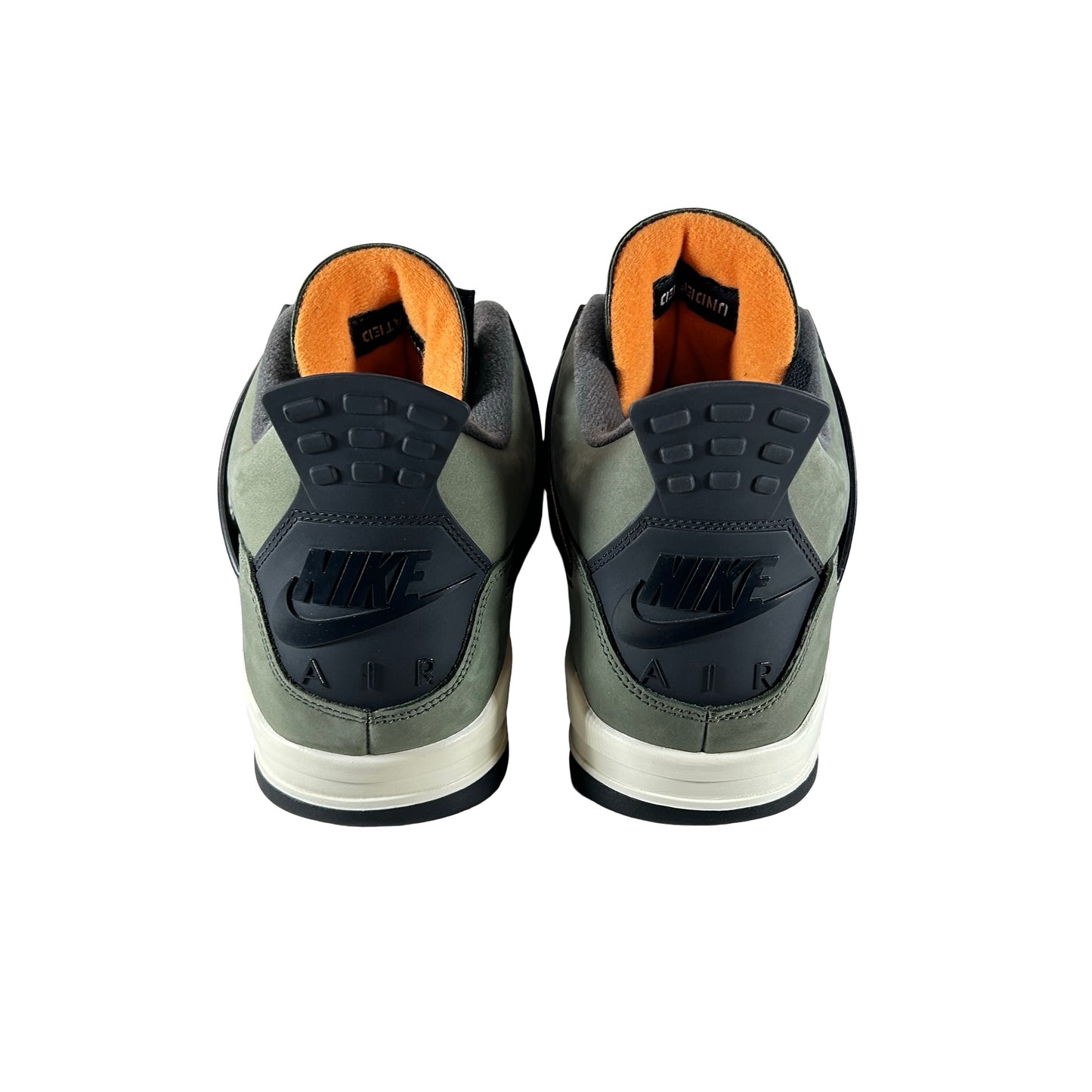 IB1519 200 Jordan 4 Retro OG SP Undefeated (2025) [USED] - 13 M (Used8)
