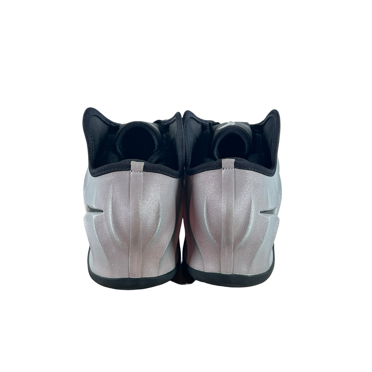 FZ5590 002 Nike GT Future Metallic Silver [Used] - 11 M (Used)