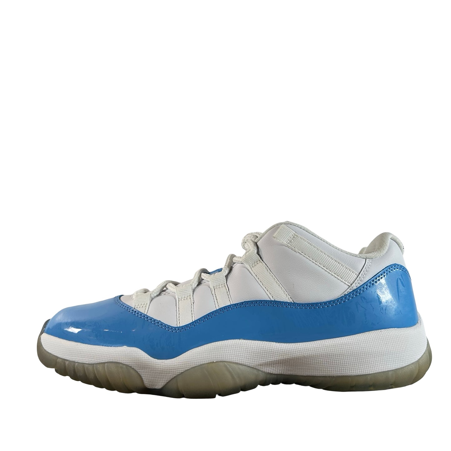 528895 106 Jordan 11 Retro Low University Blue (2017) - 8 M (Yellowing)