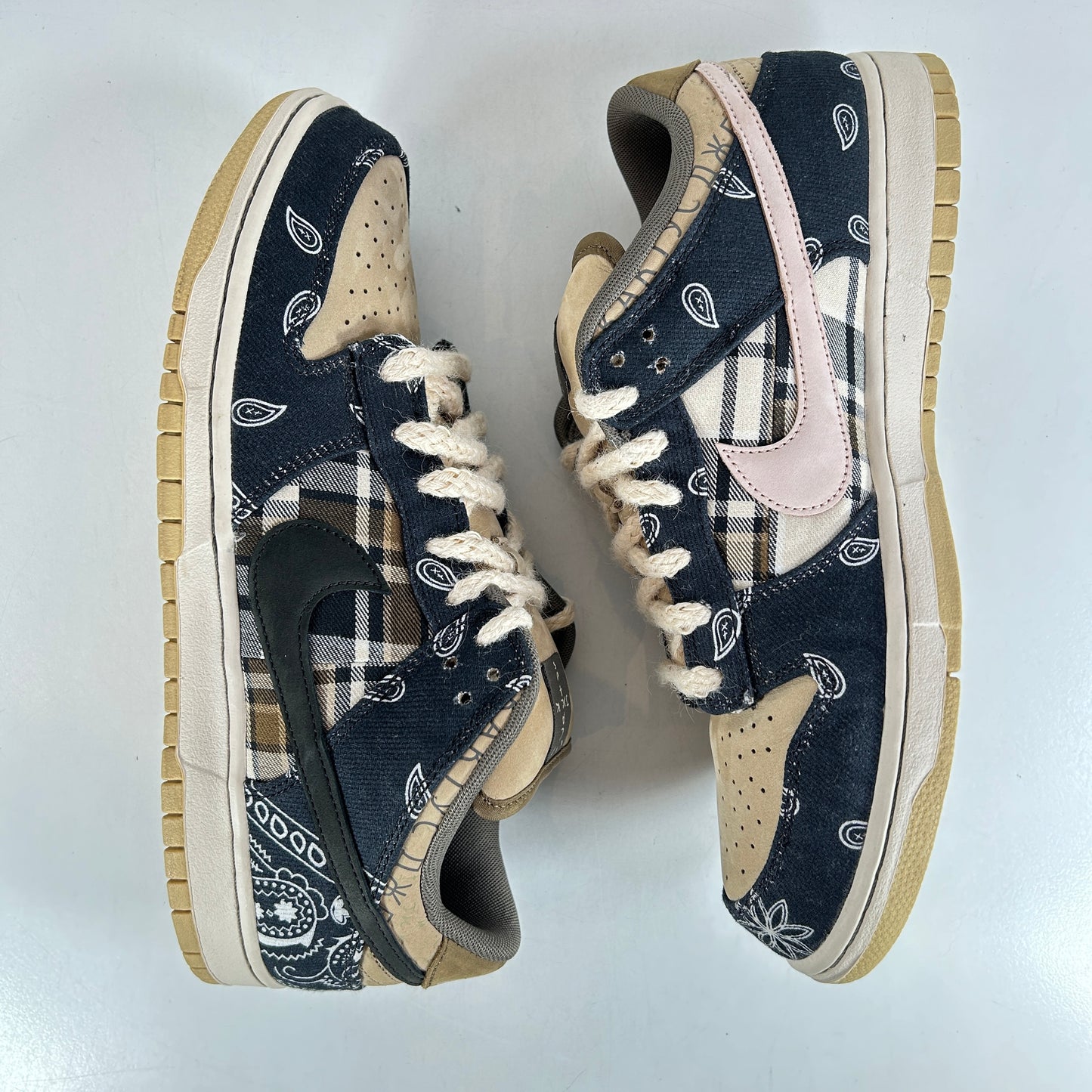 CT5053 001 Nike SB Dunk Low Travis Scott [USED] - 11.5 M (VNDS)