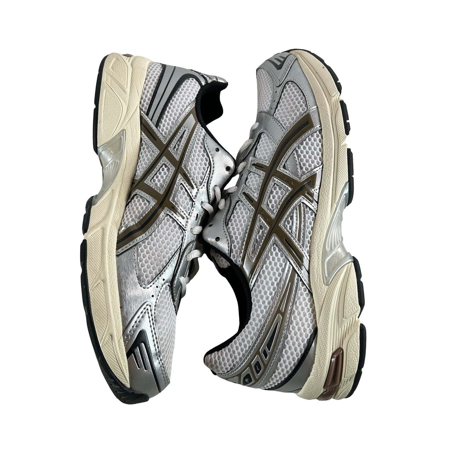 1201A256 113 ASICS Gel-1130 White Clay Canyon [USED] - 10.5 M (Used3)