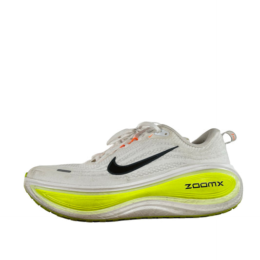 HV8150 120 Nike Vomero Plus White Barely Volt Black [USED] - 9.5 M (USED)