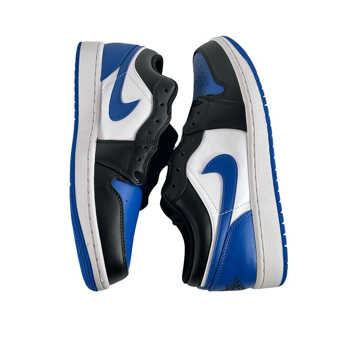 553558 140 Jordan 1 Low Alternate Royal Toe [CONDITIONAL] - 9.5 M (Glue stain on sole)